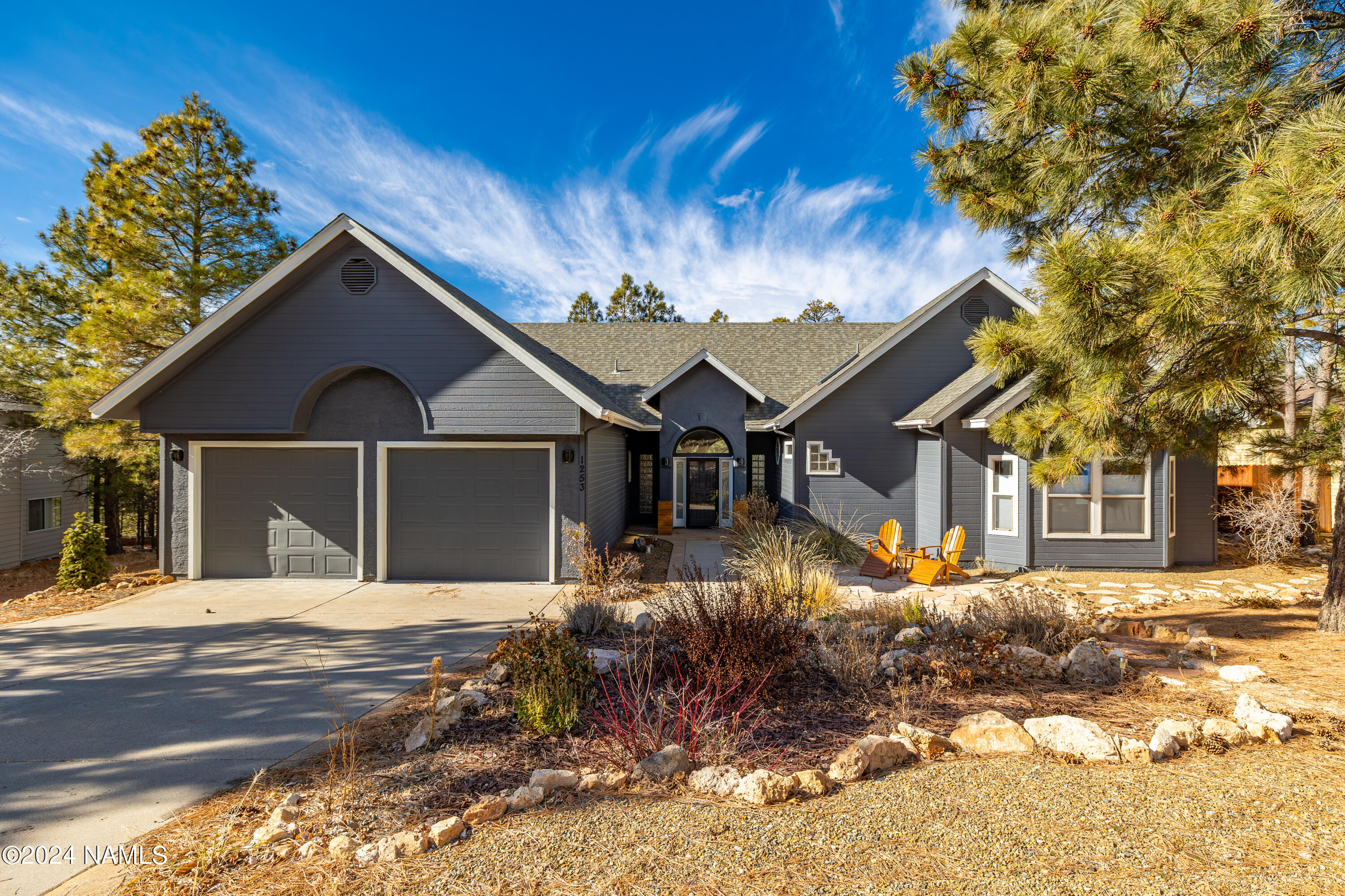1253 N Fox Hill Road