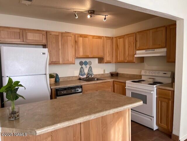 1200 S Riordan Ranch Street, 73
