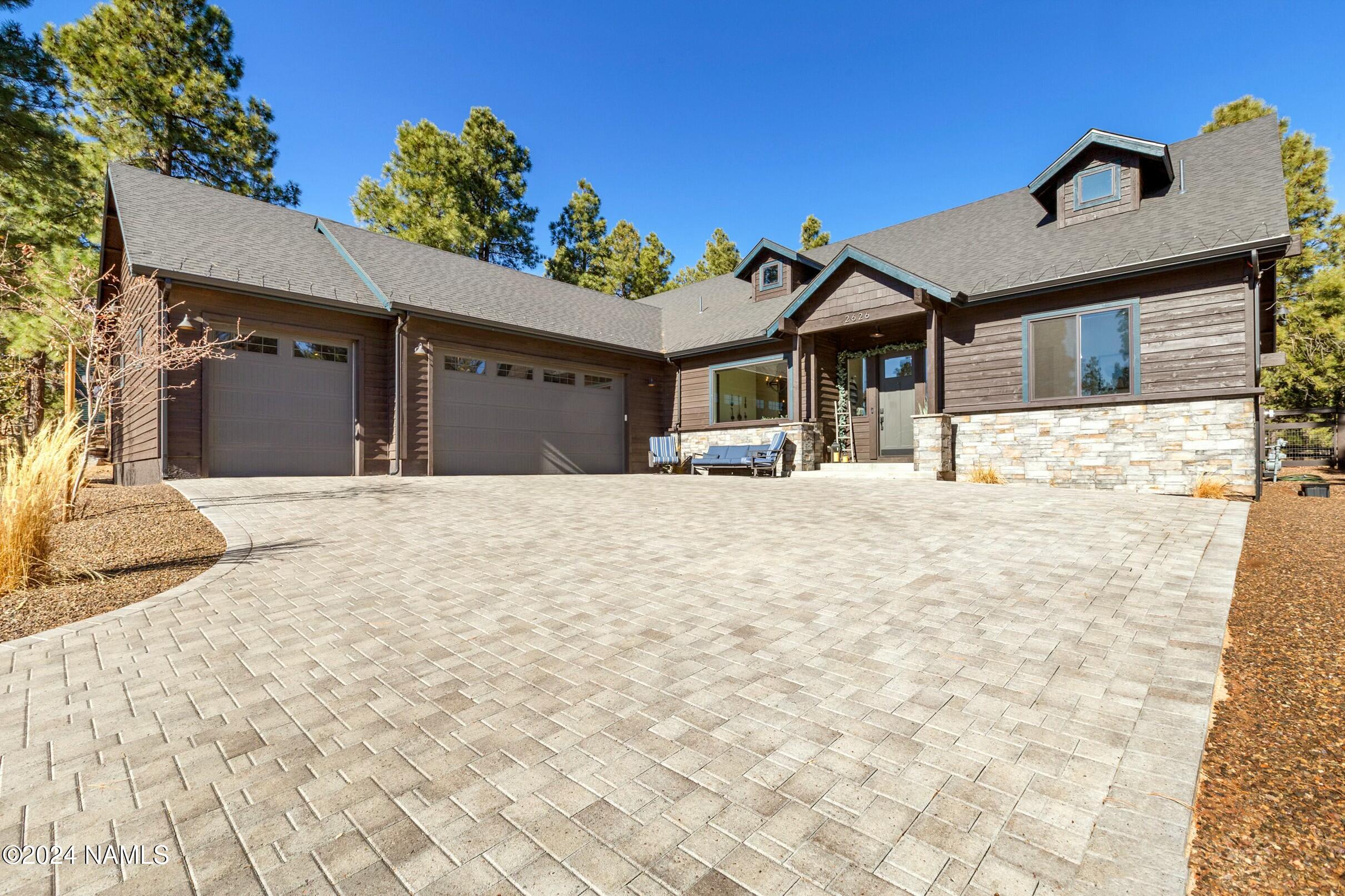 2626 Ridgewood Way