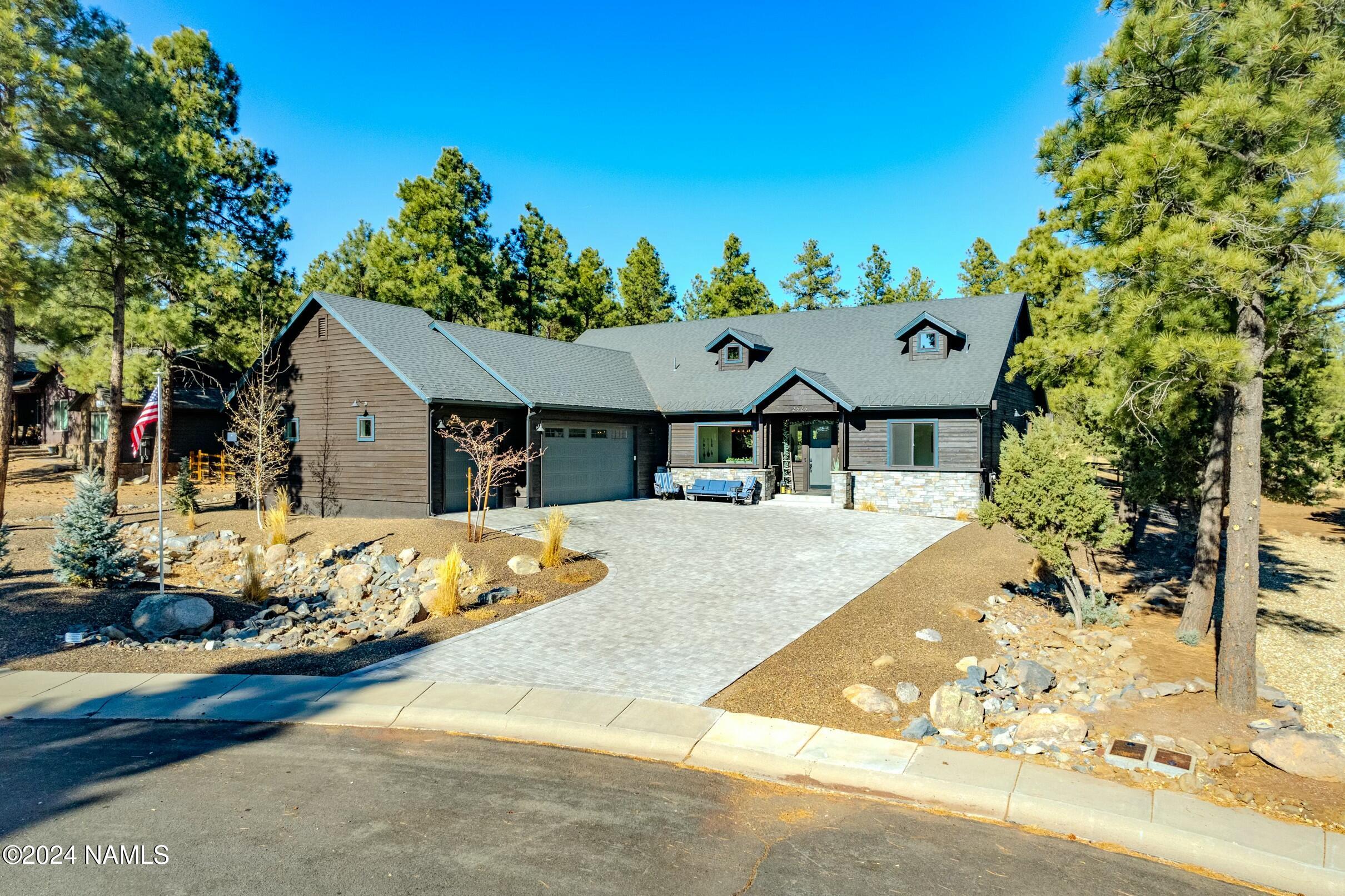 2626 Ridgewood Way