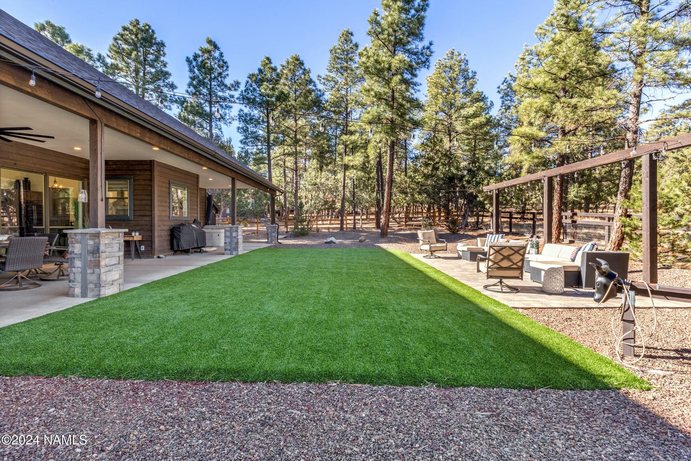 2626 Ridgewood Way