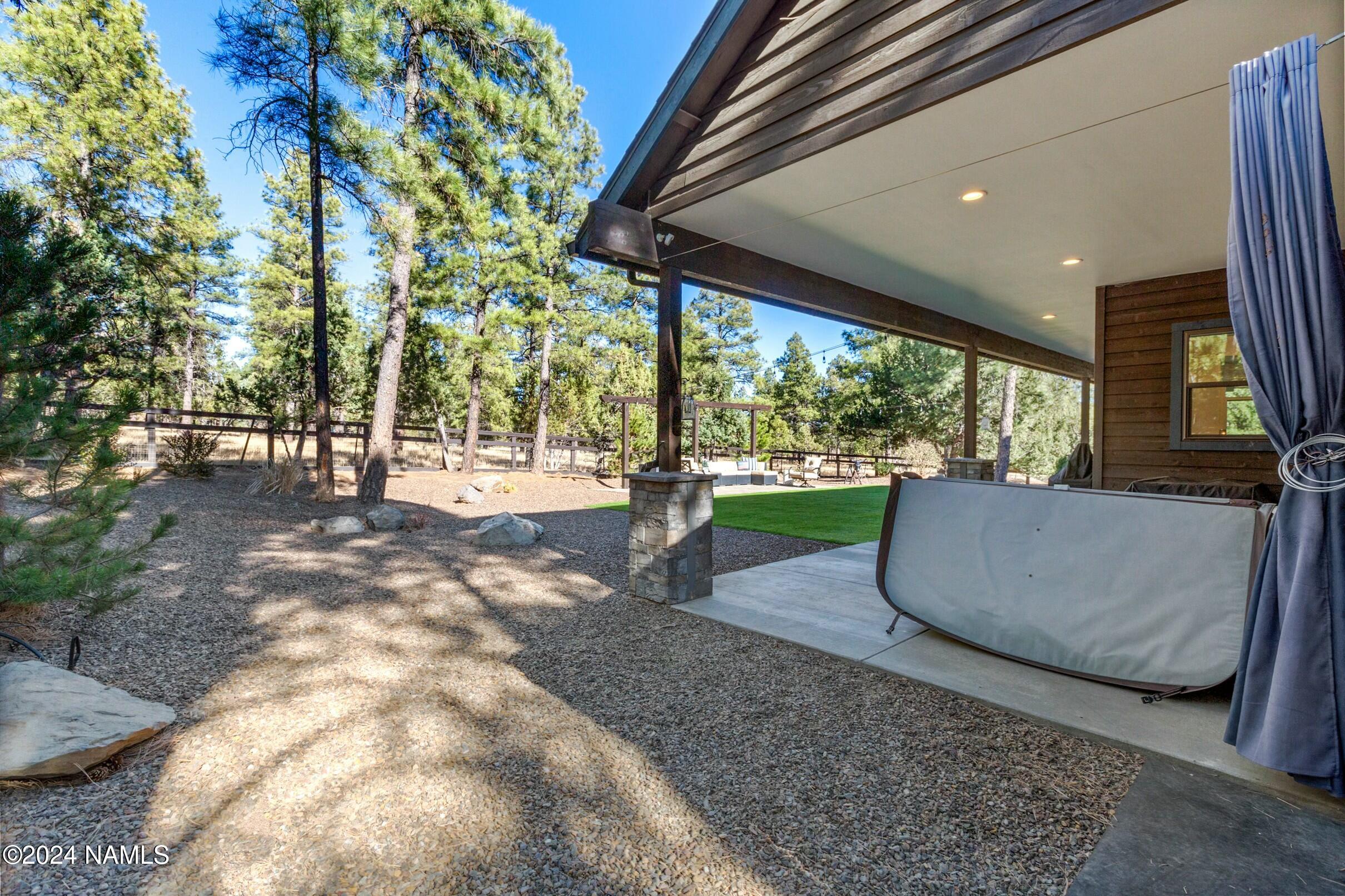 2626 Ridgewood Way