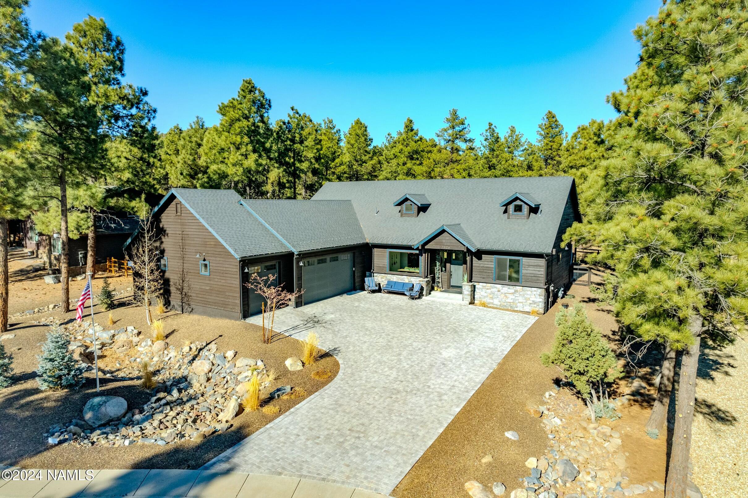 2626 Ridgewood Way