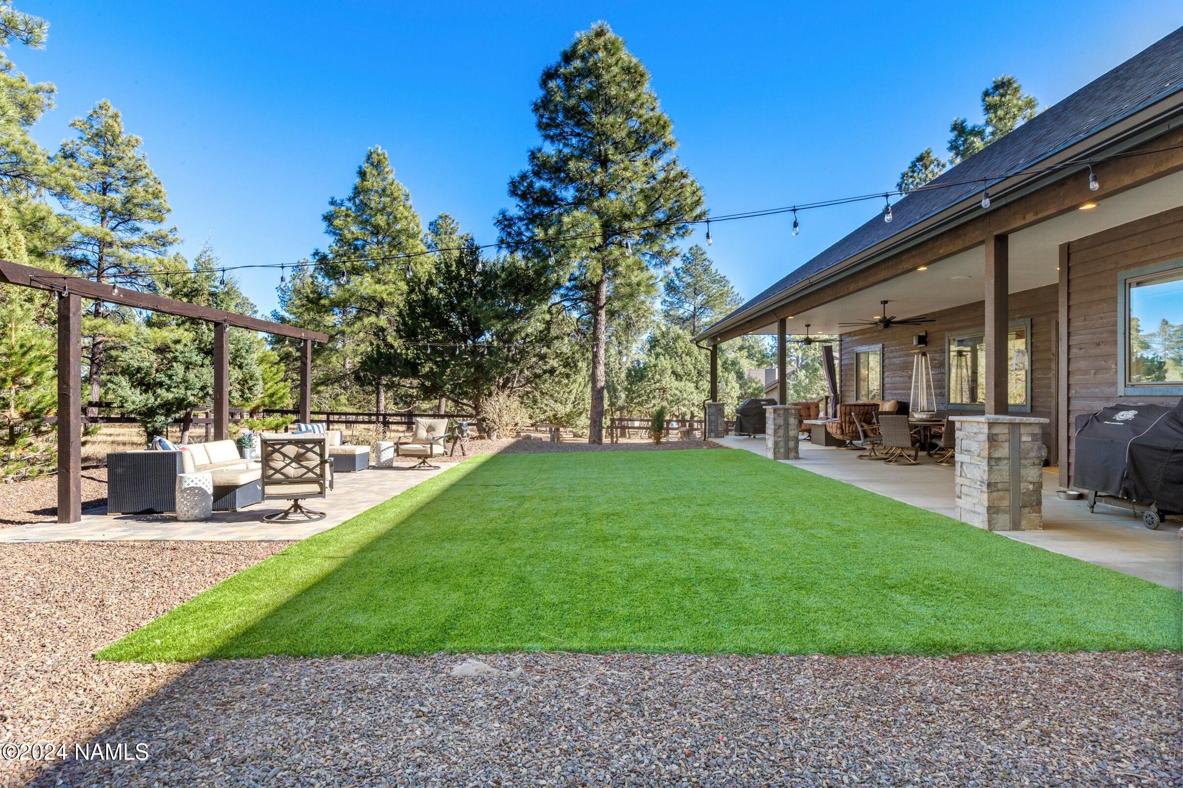 2626 Ridgewood Way