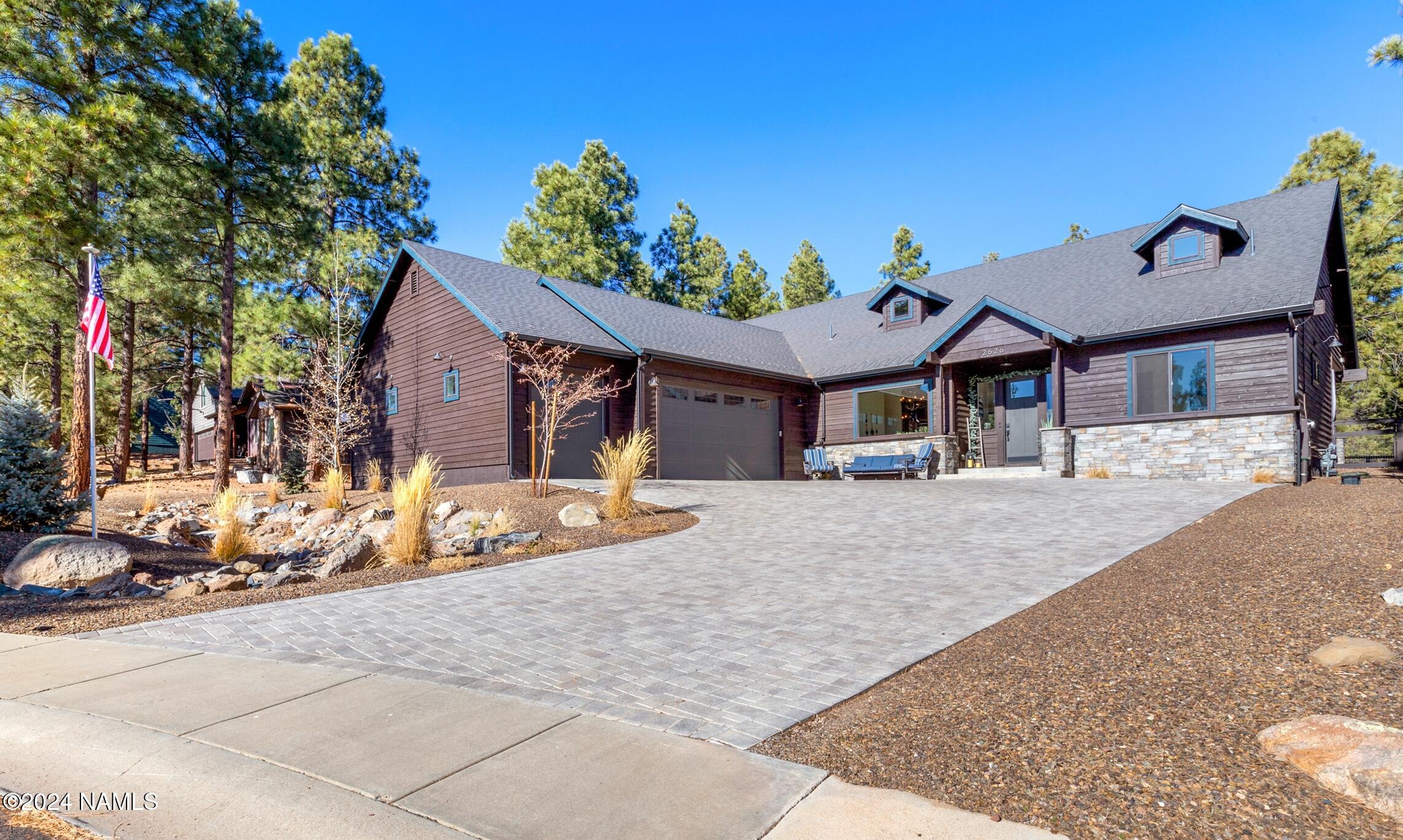 2626 Ridgewood Way