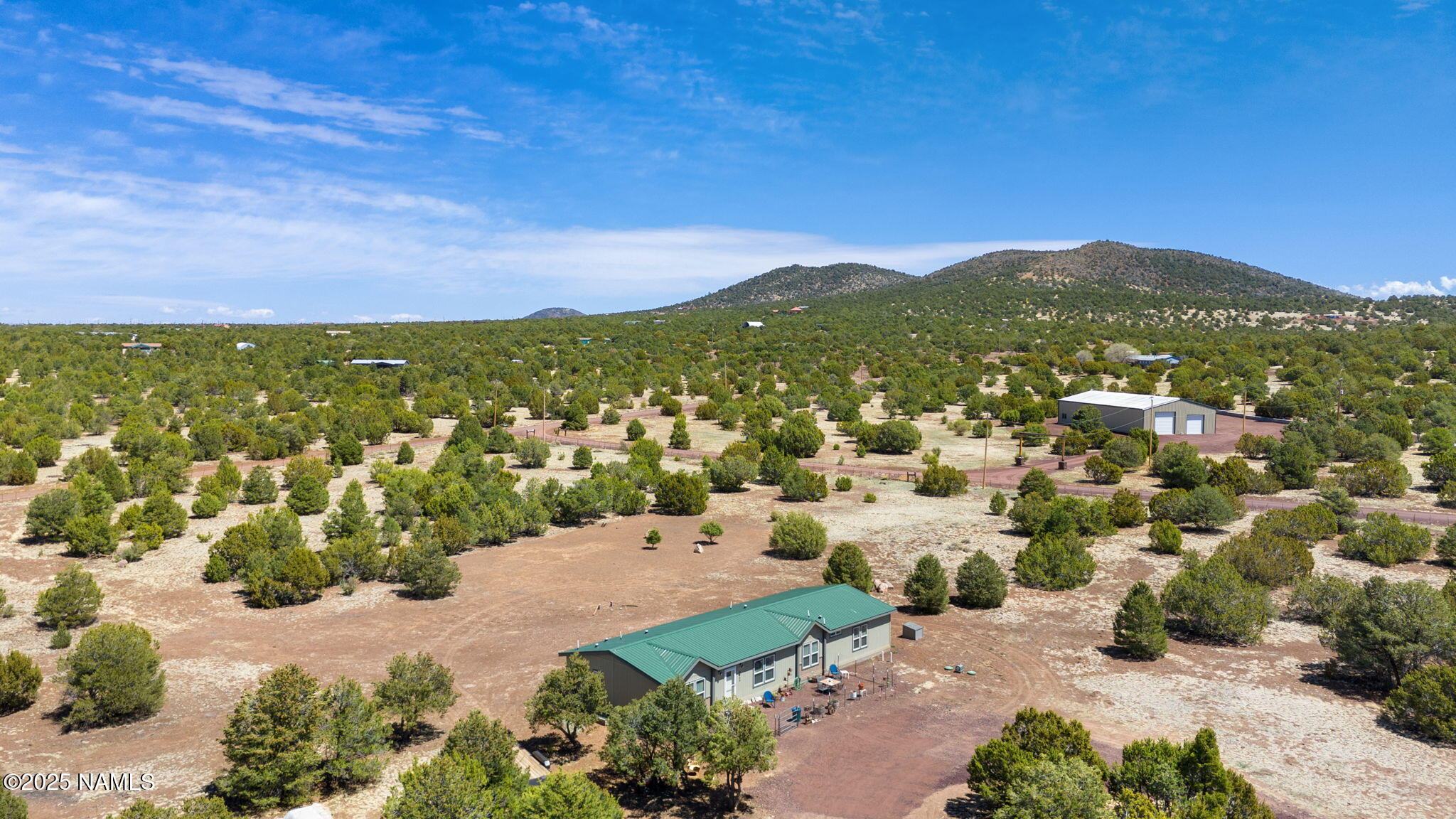 6448 N Cliff Rose