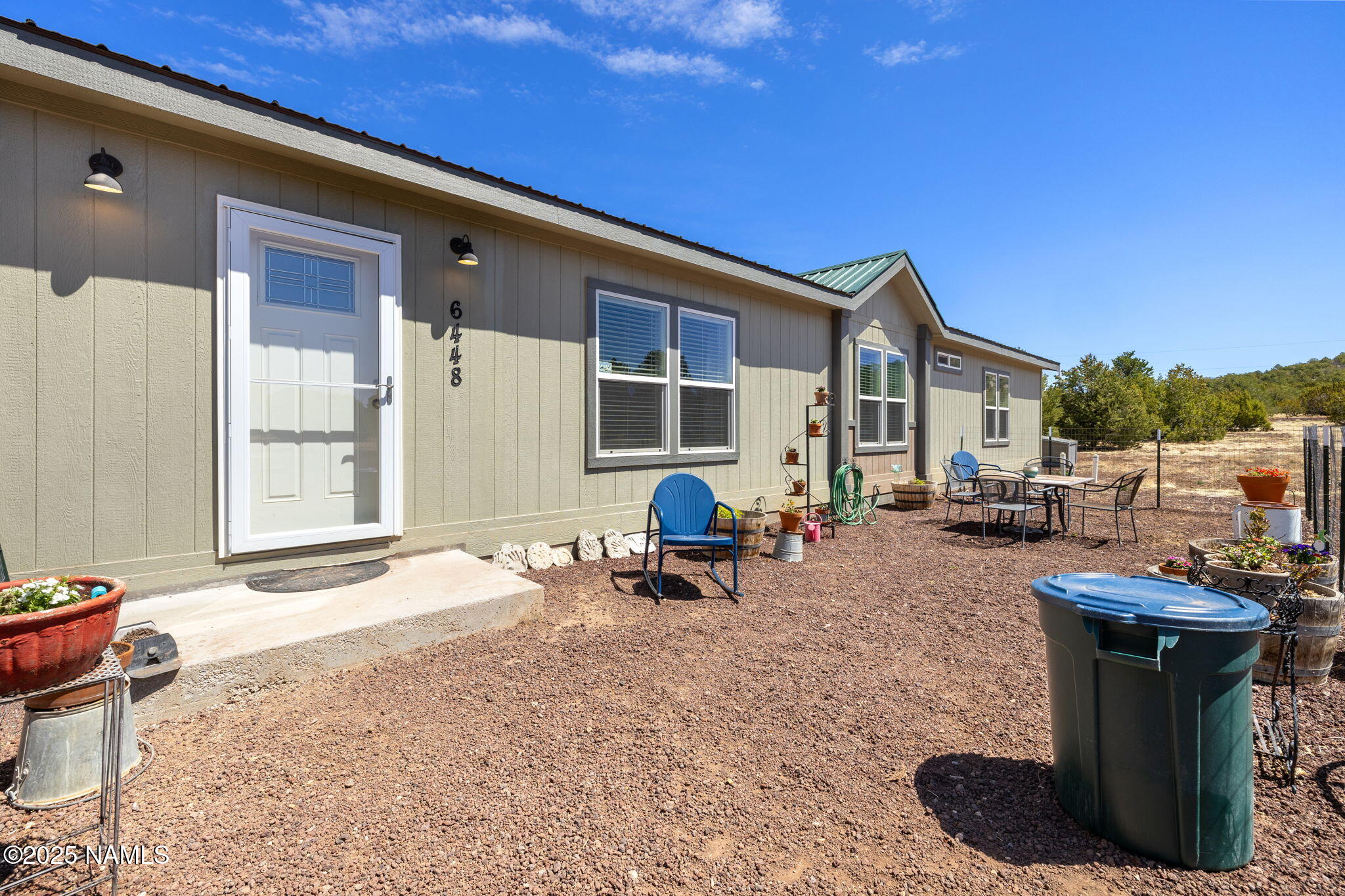 6448 N Cliff Rose