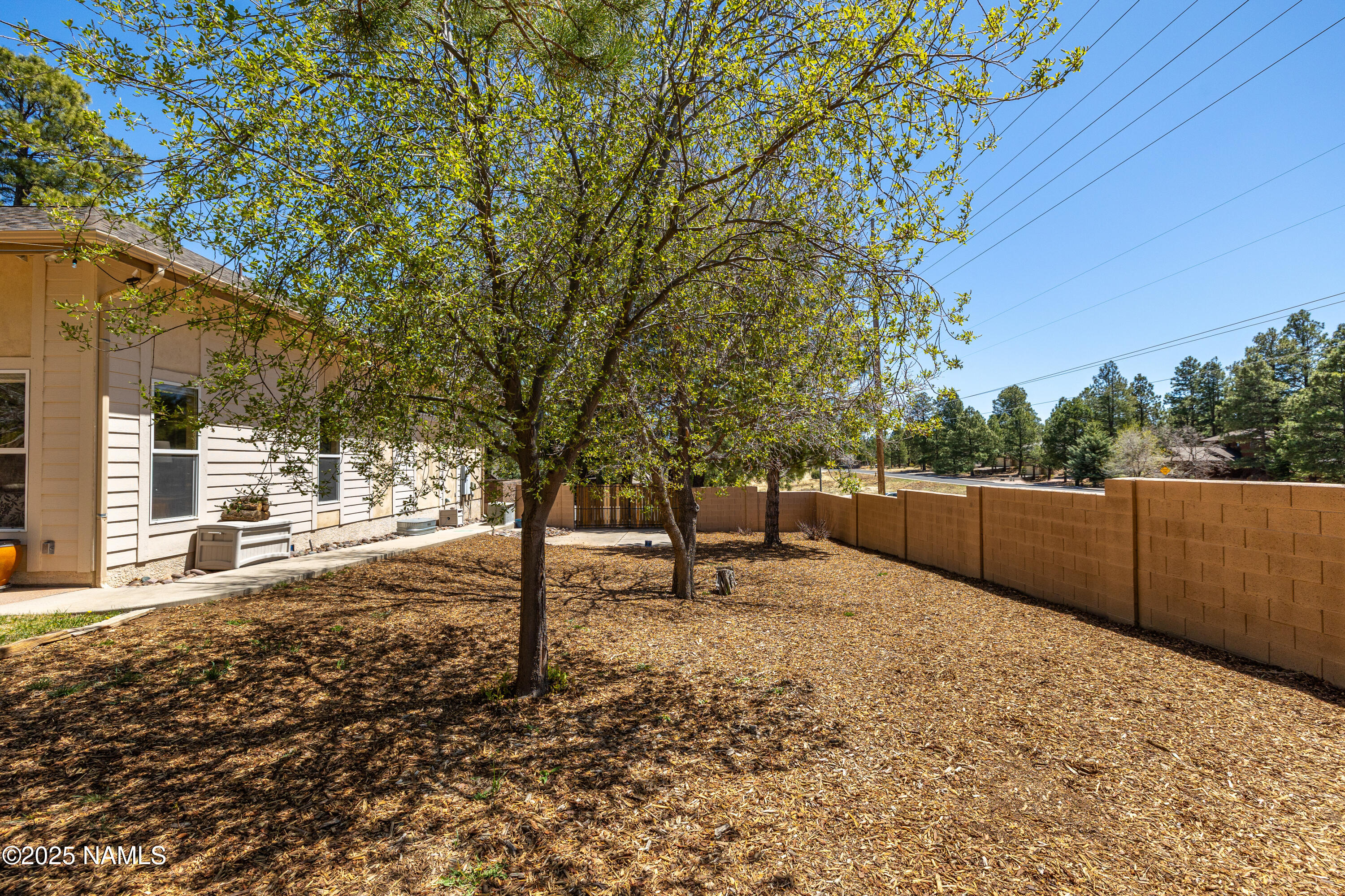 737 N Wakonda Street