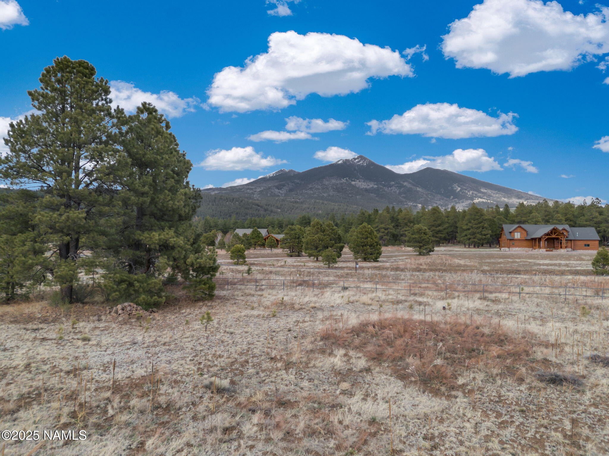 9025 N Snowbowl Ranch Road