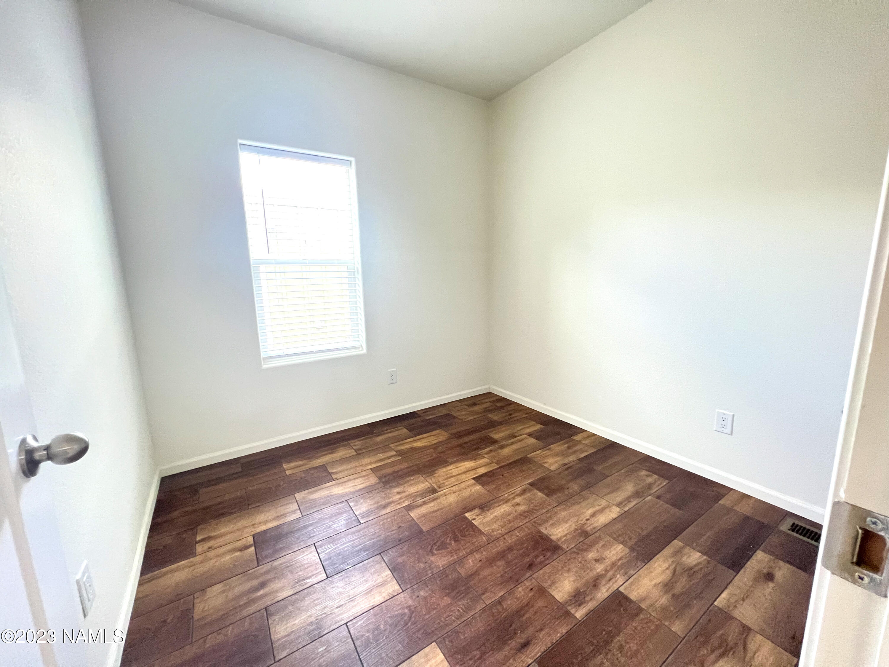 1411 N Fourth Street, 10