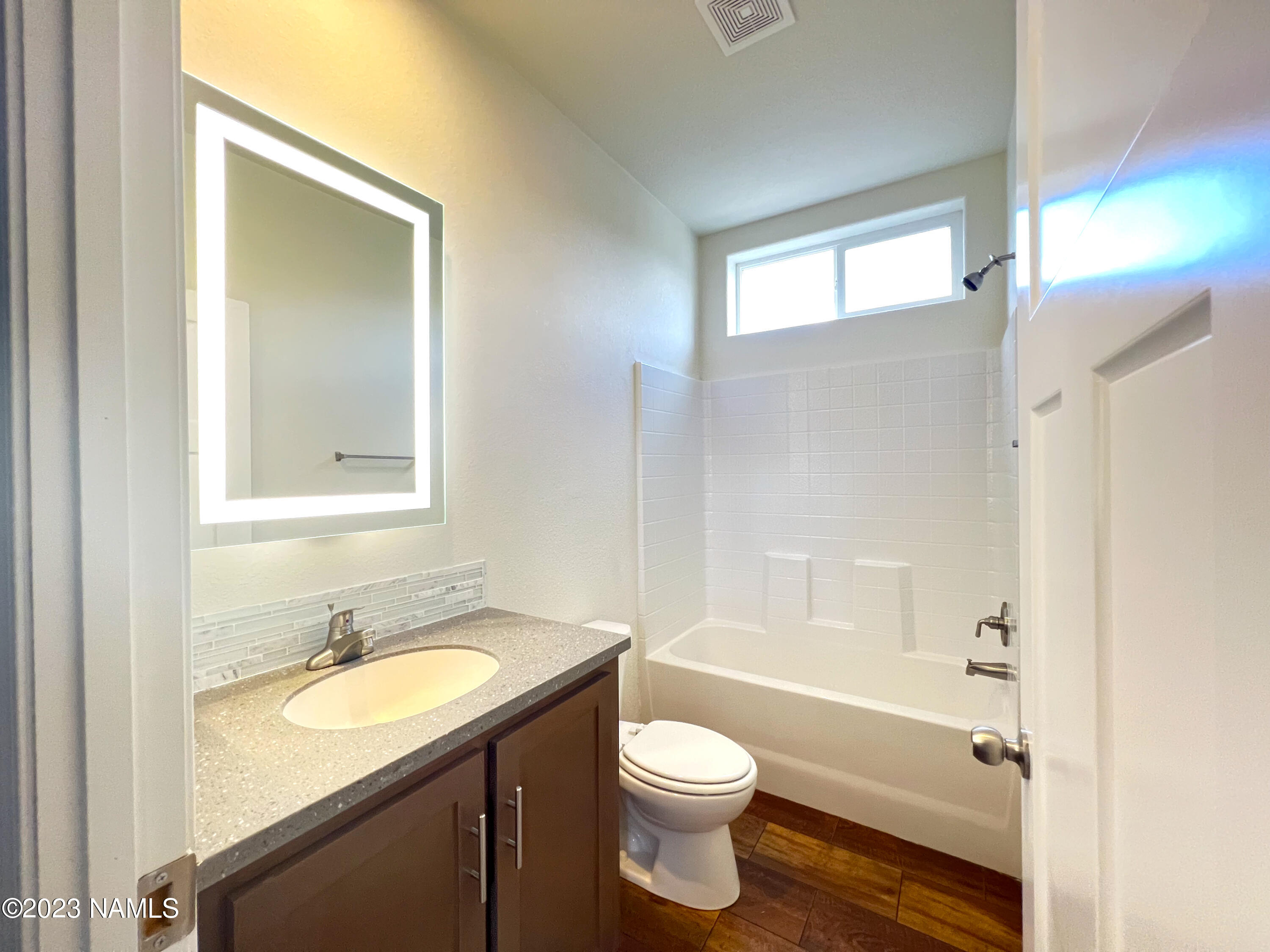 1411 N Fourth Street, 10