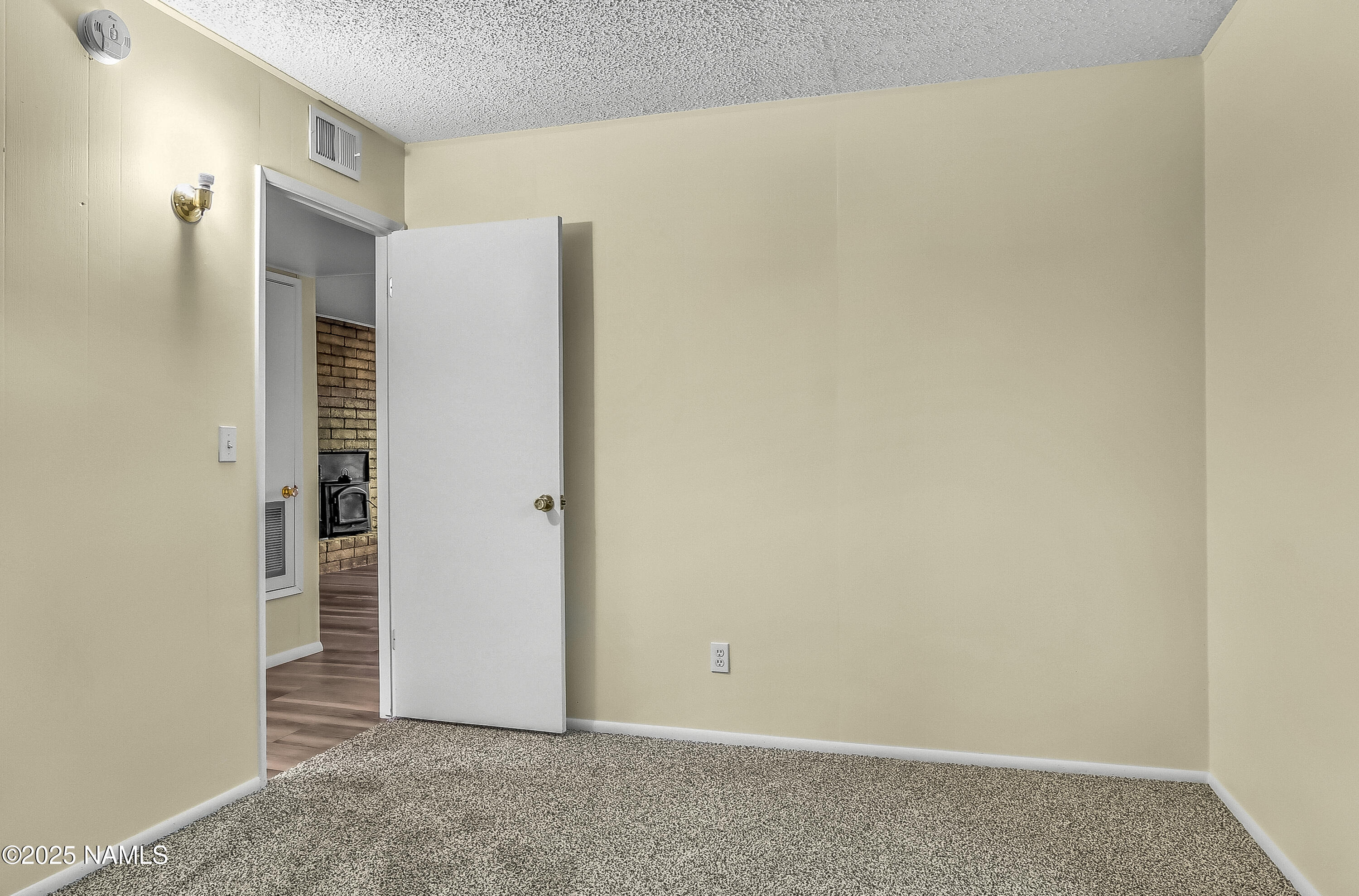 3304 Kachina Trail