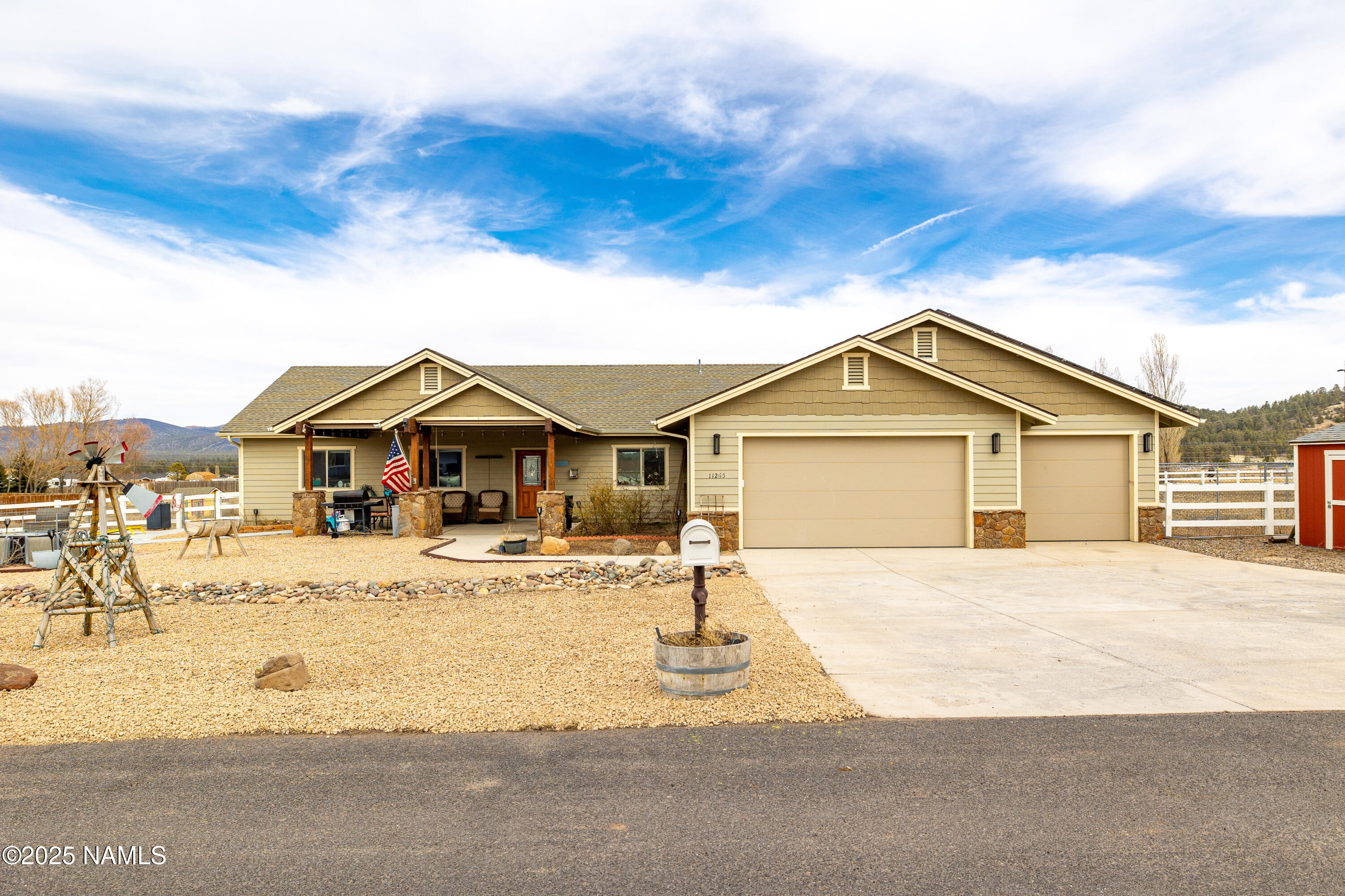 11265 N Zady Lane