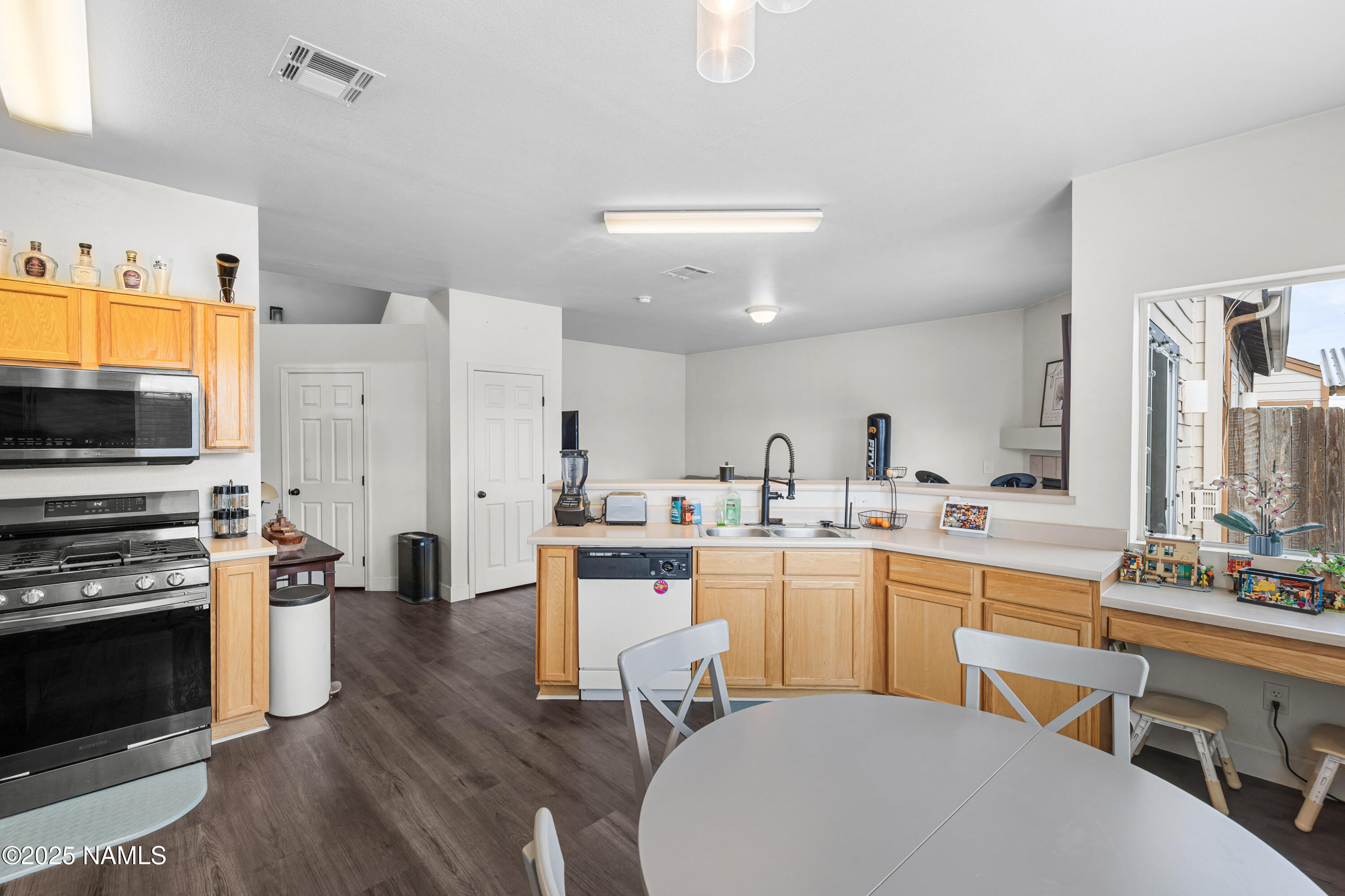 9092 W Slate Mountain Trail
