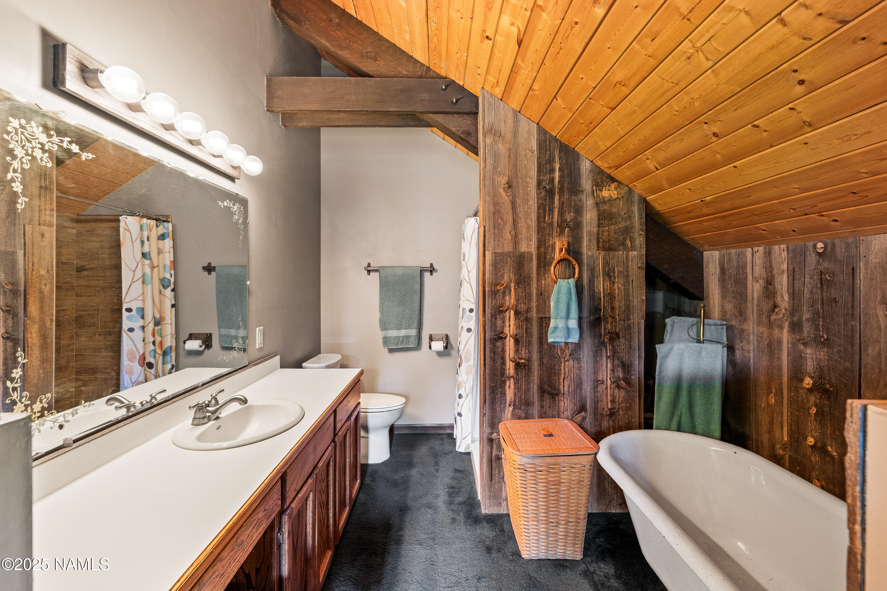 7780 Pine Country Lane