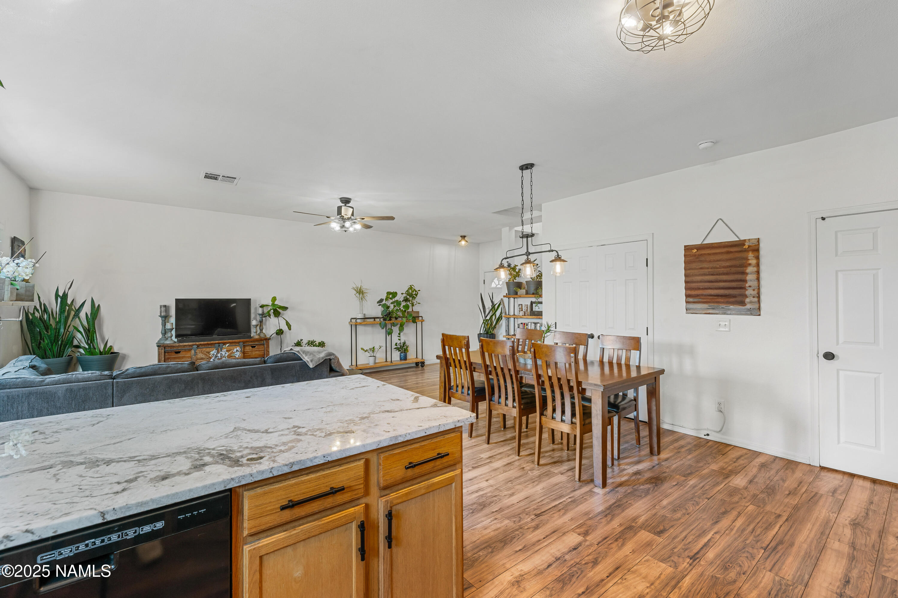 9088 W Slate Mountain Trail