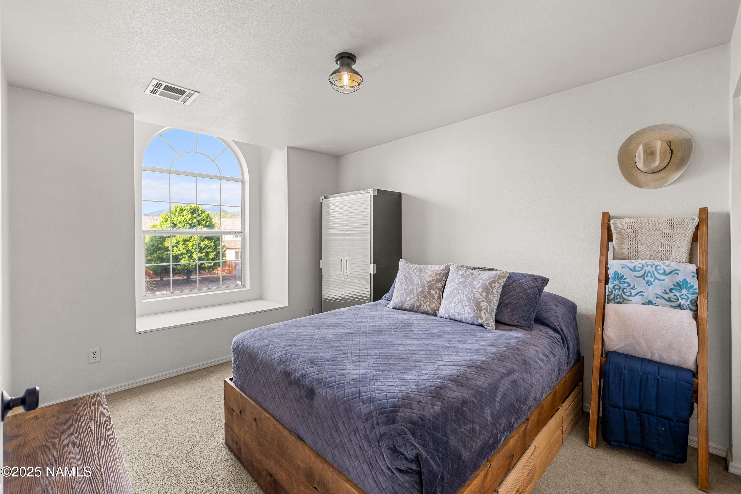 9088 W Slate Mountain Trail