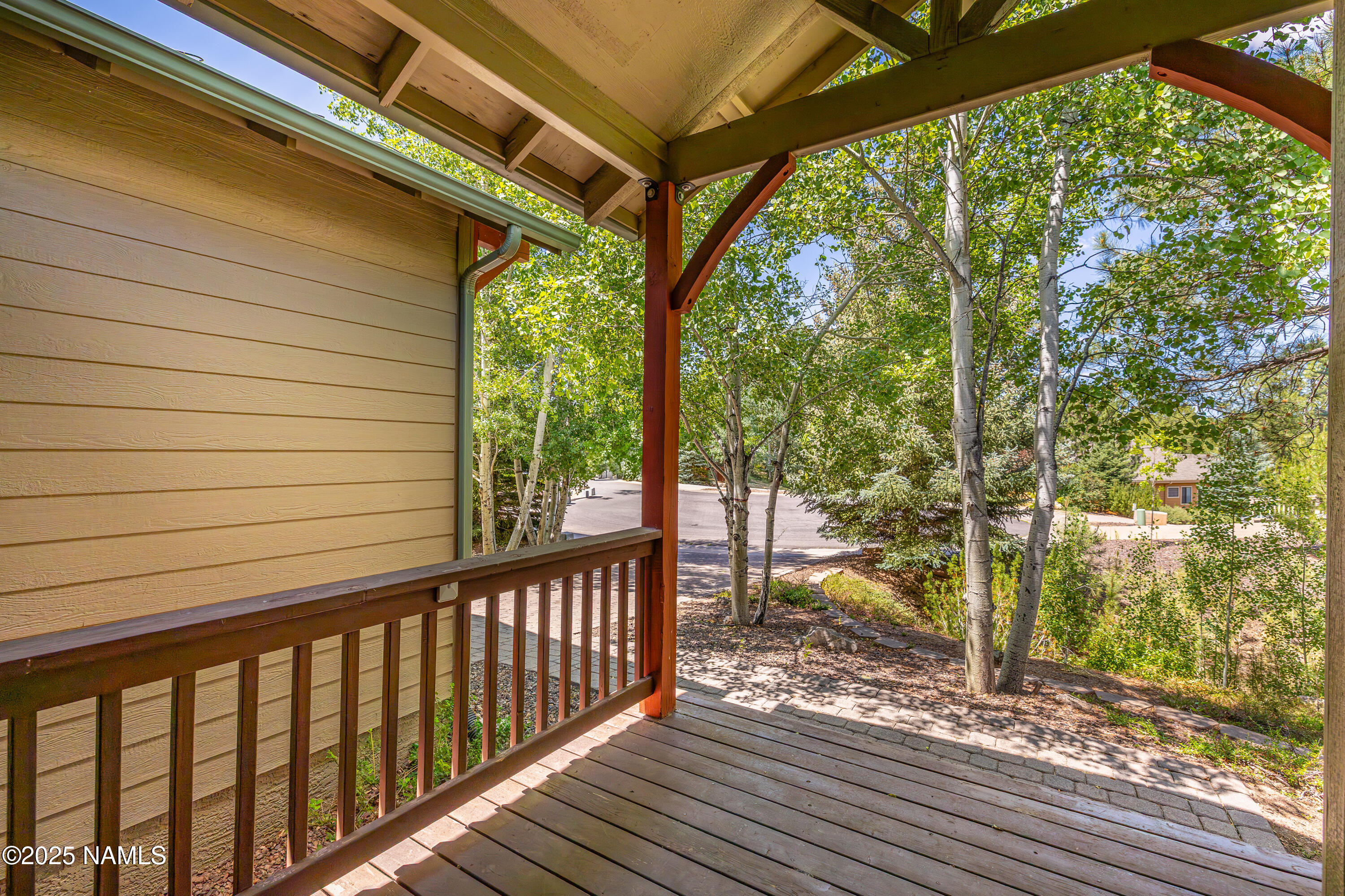 4586 S Bedrock Trail