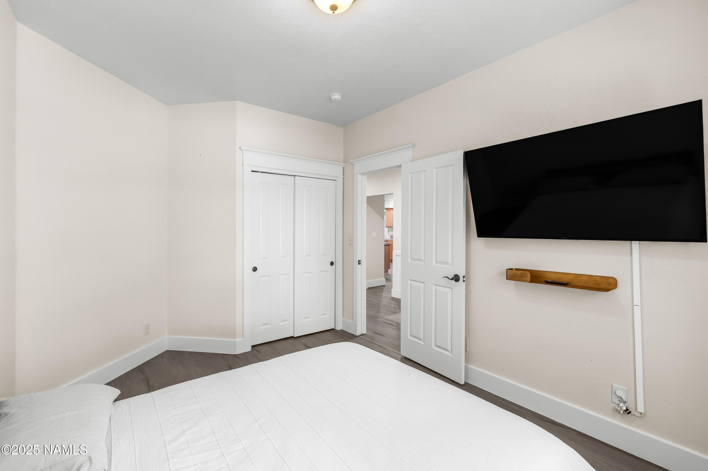 4586 S Bedrock Trail