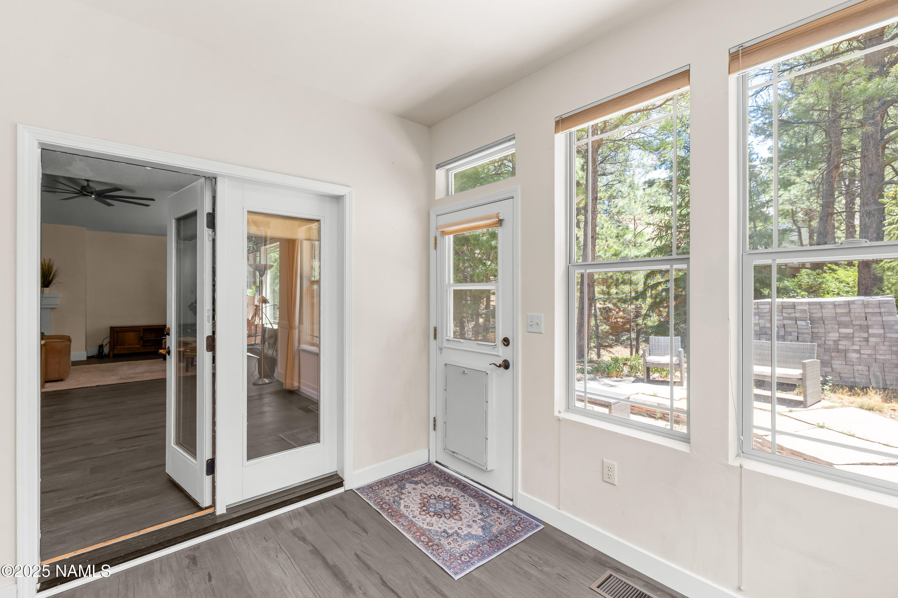 4586 S Bedrock Trail