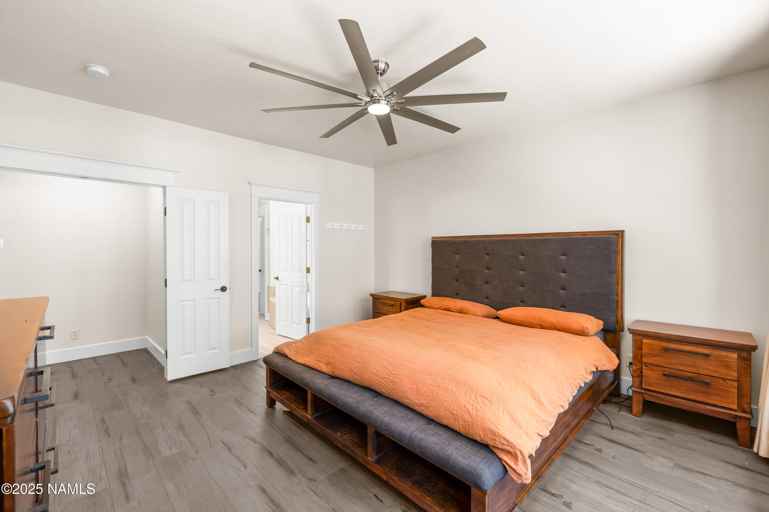 4586 S Bedrock Trail