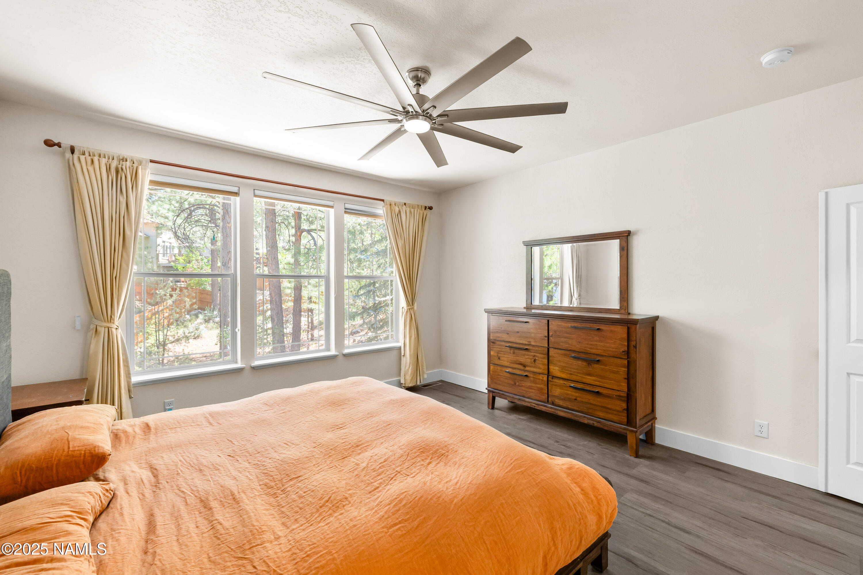 4586 S Bedrock Trail
