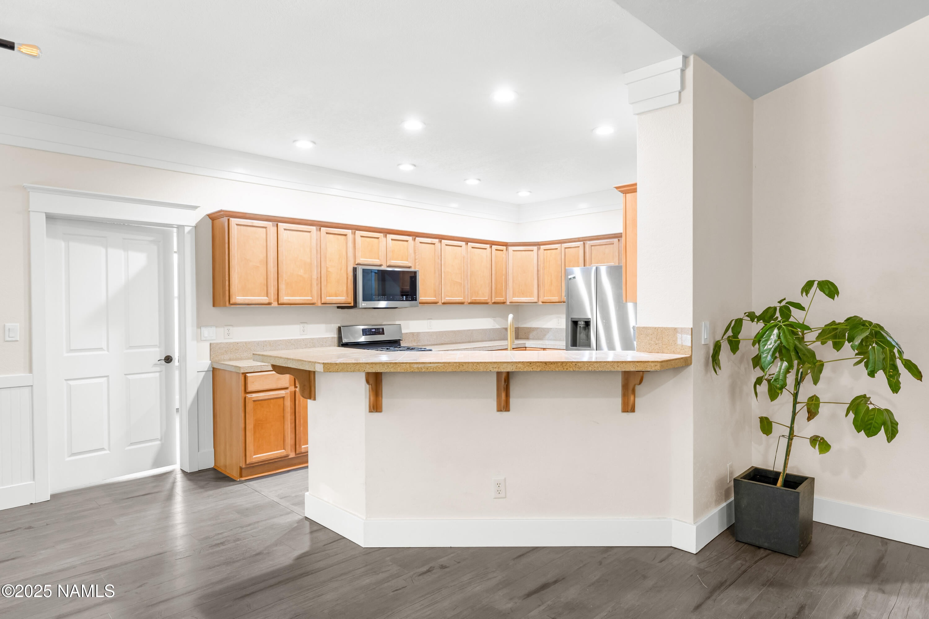 4586 S Bedrock Trail