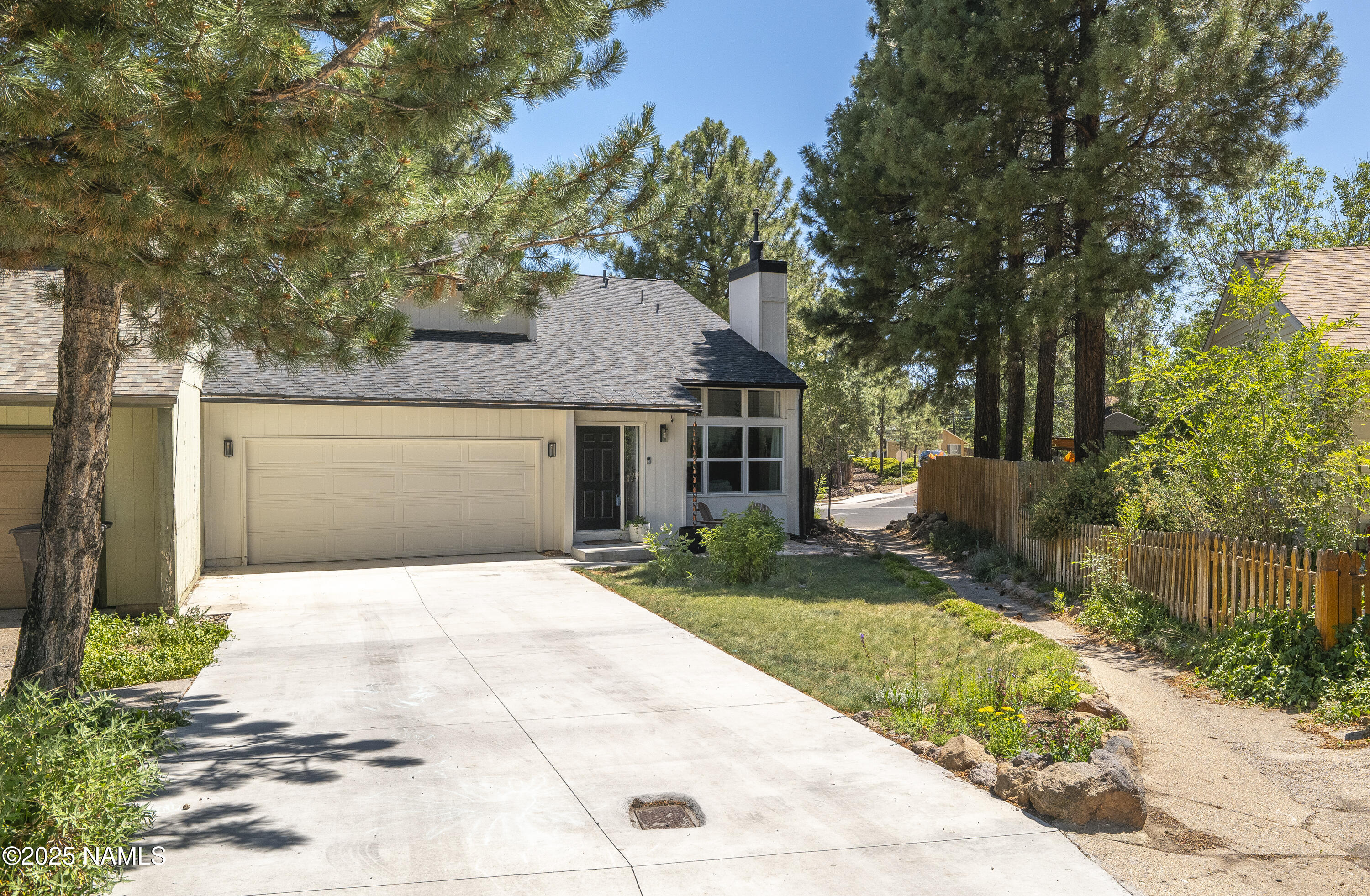 3373 E Ascona Way