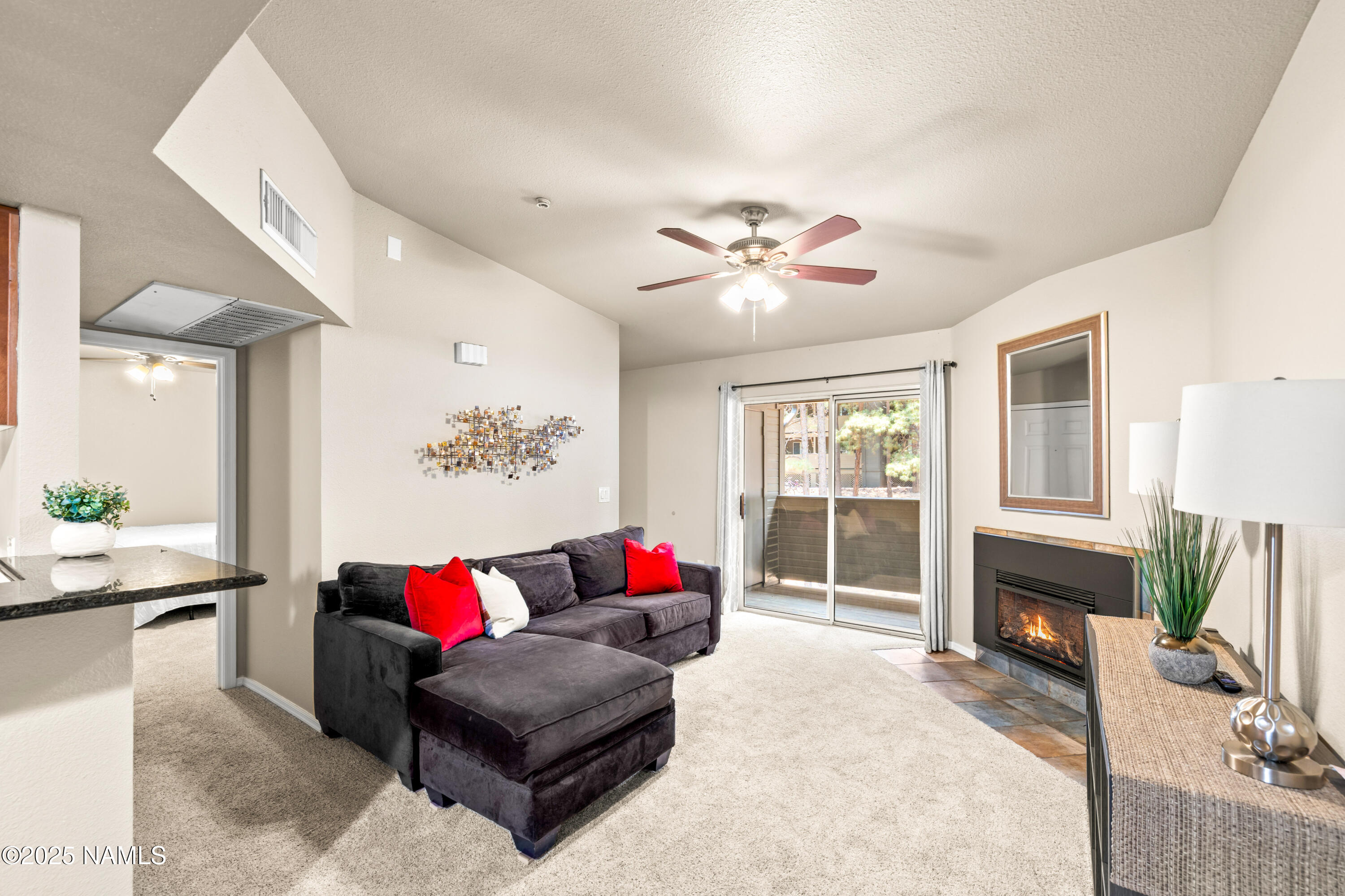 1385 W University Ave Avenue, 11-288