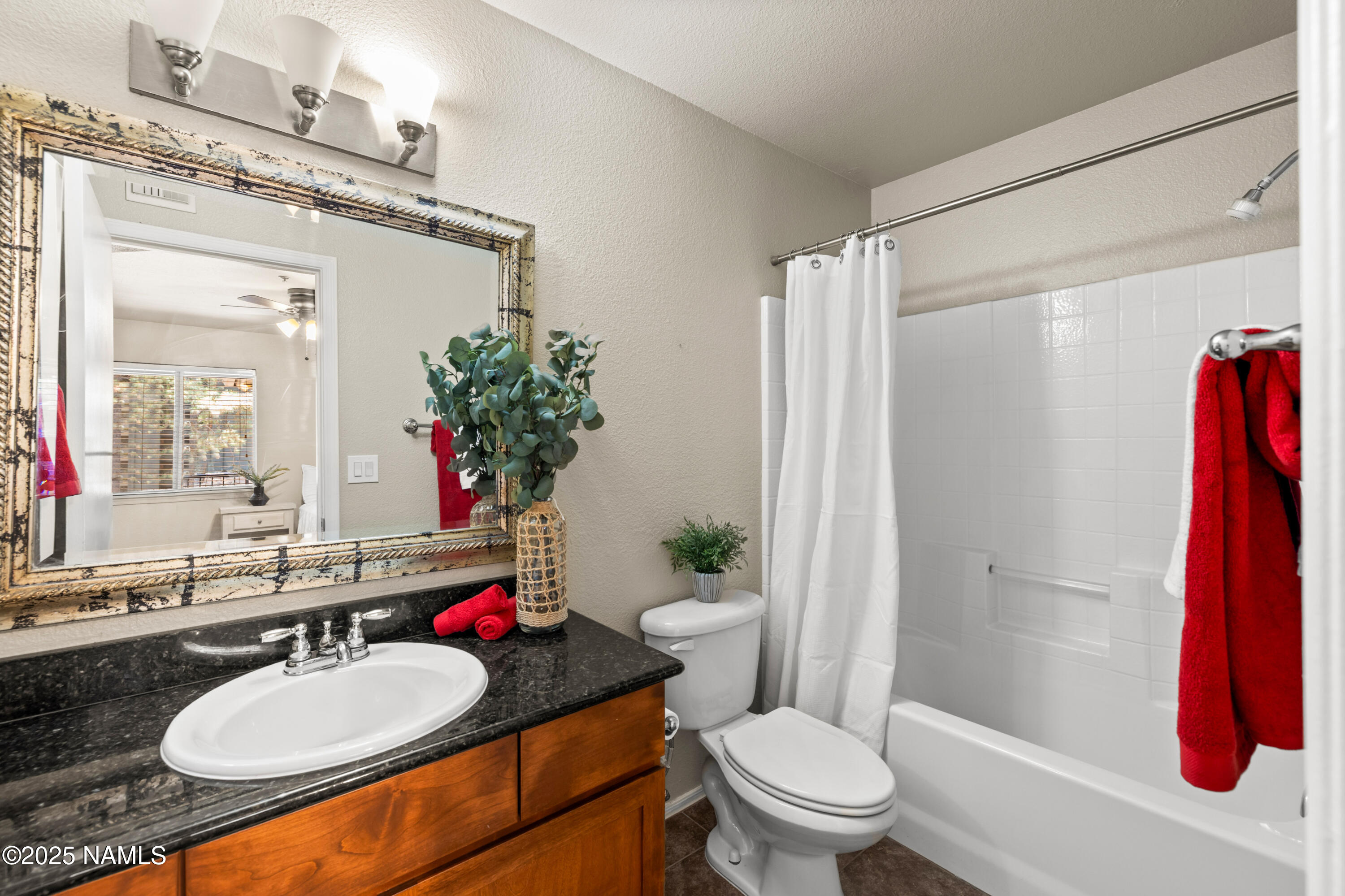 1385 W University Ave Avenue, 11-288