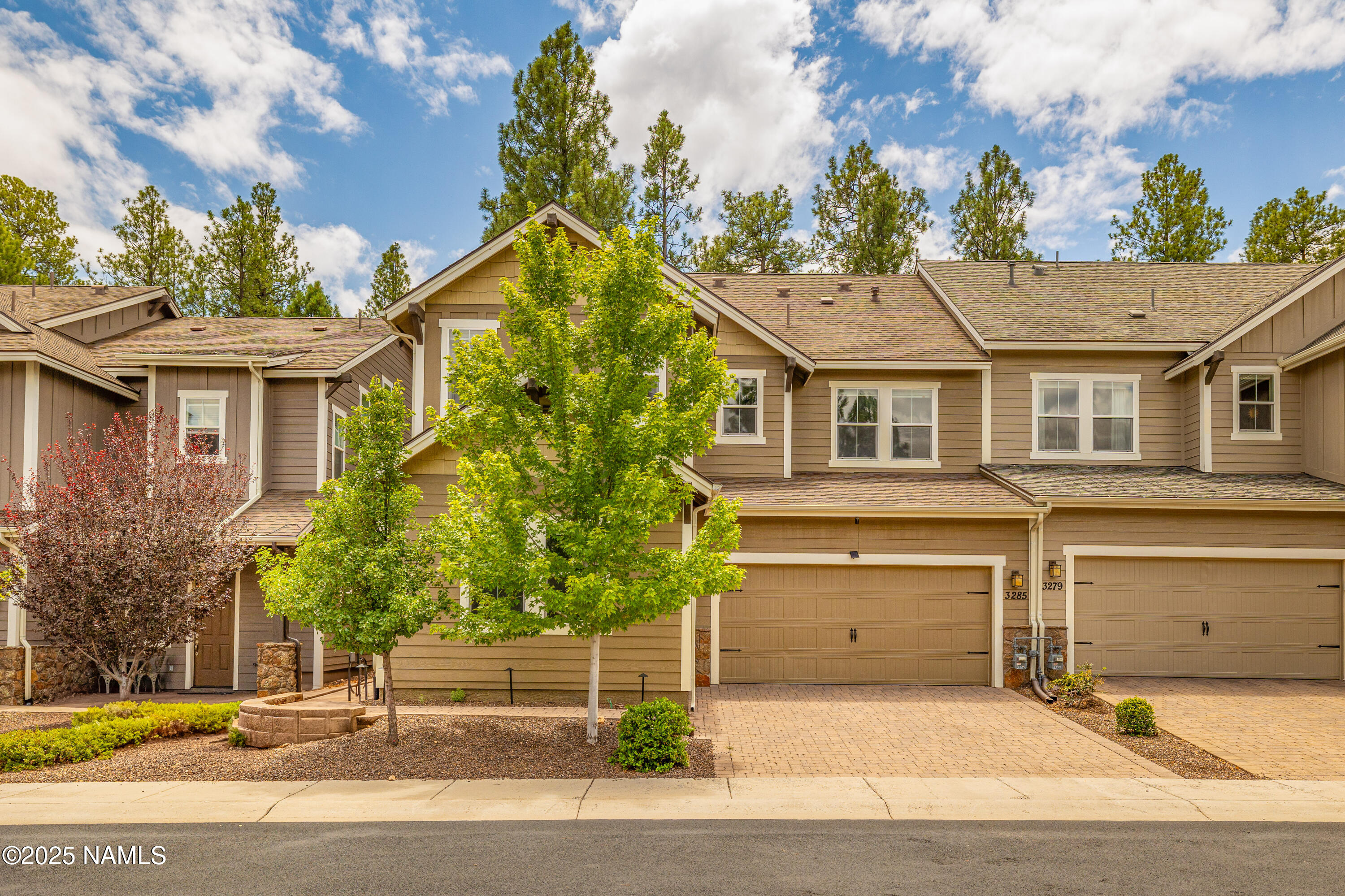 3285 S Hannah Lane