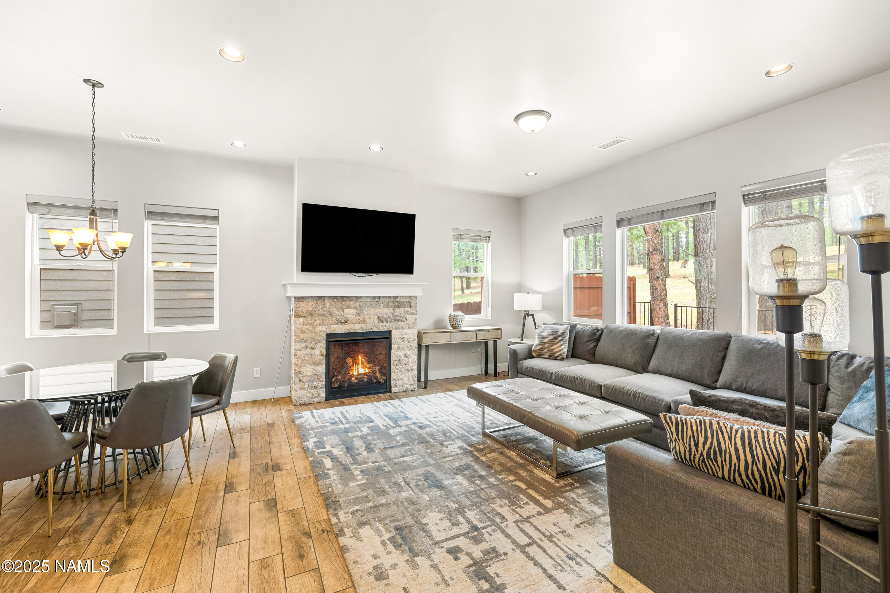 3285 S Hannah Lane