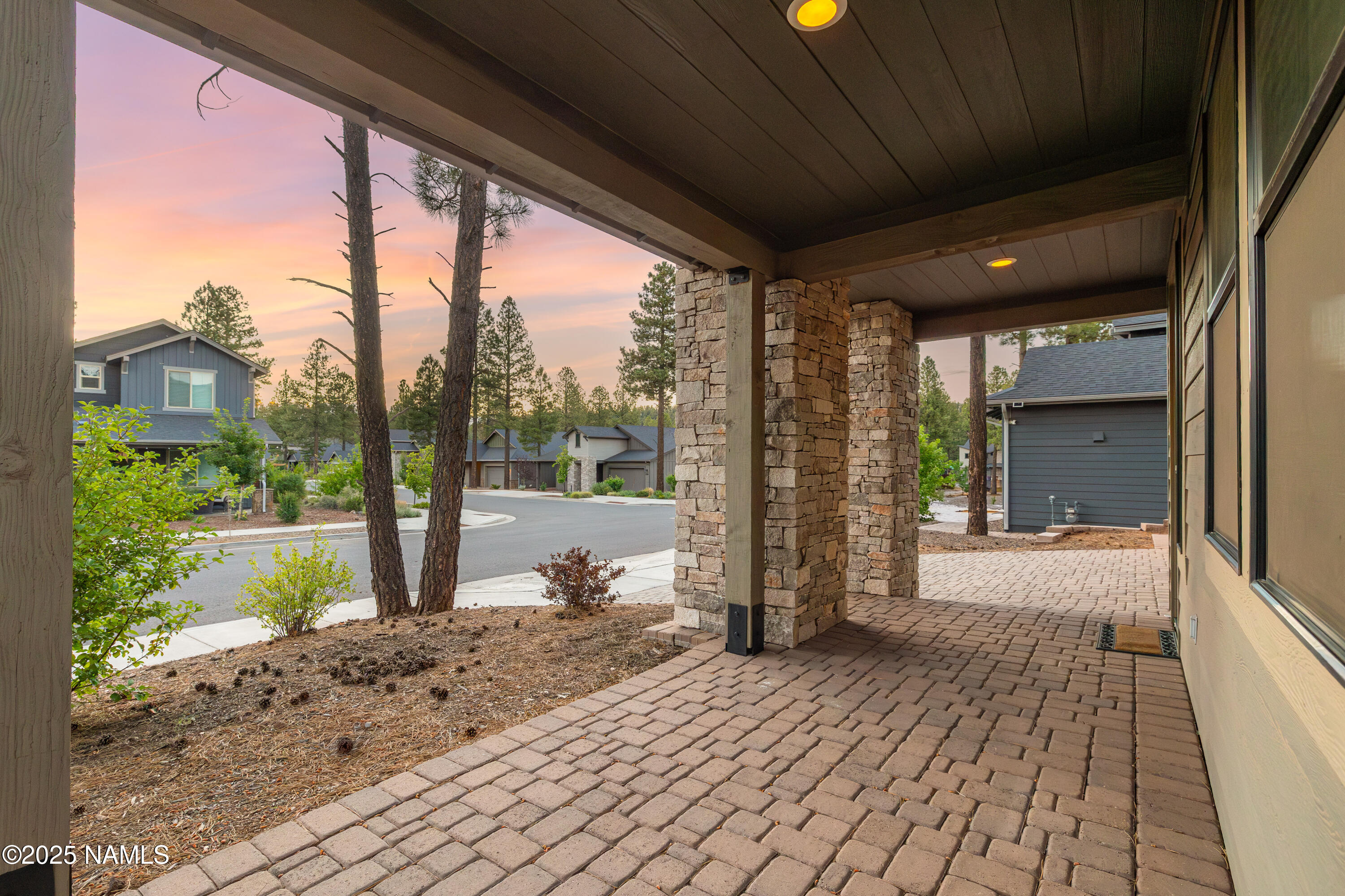 2334 S Polaris Way