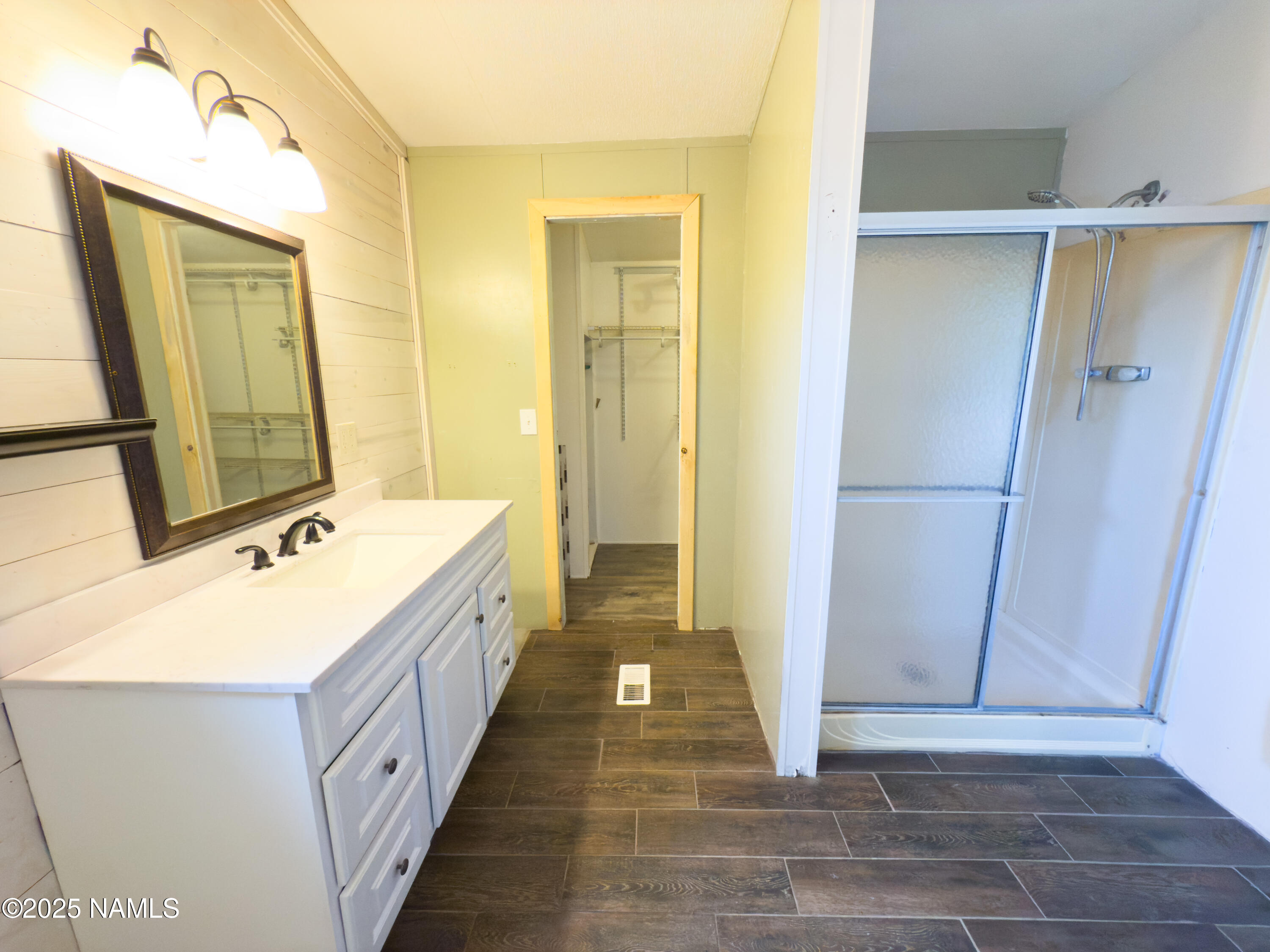 1450 W Kaibab Lane 11