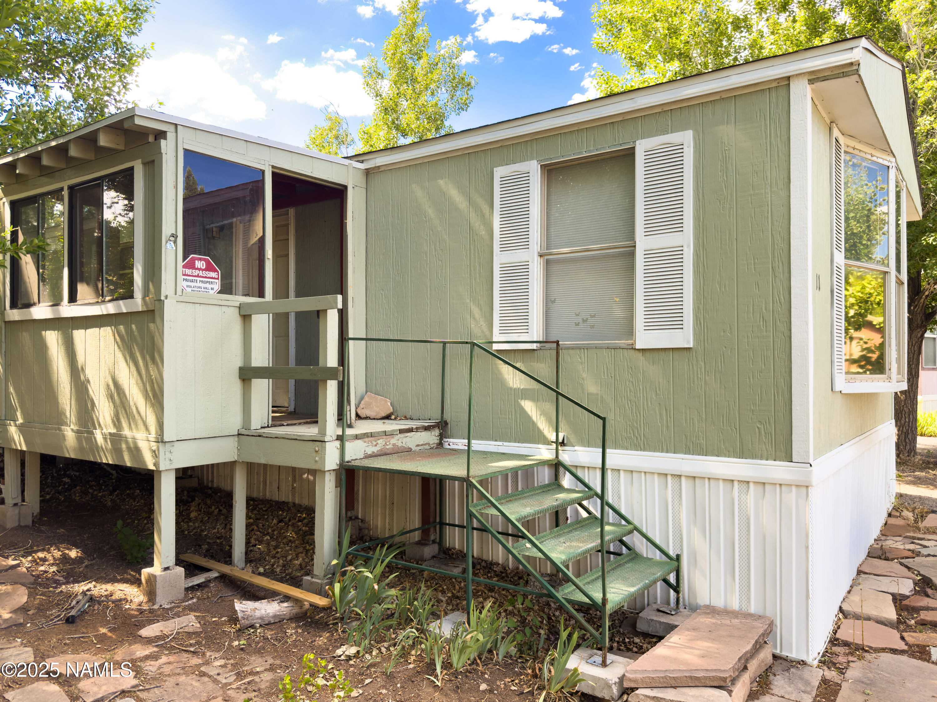 1450 W Kaibab Lane 11