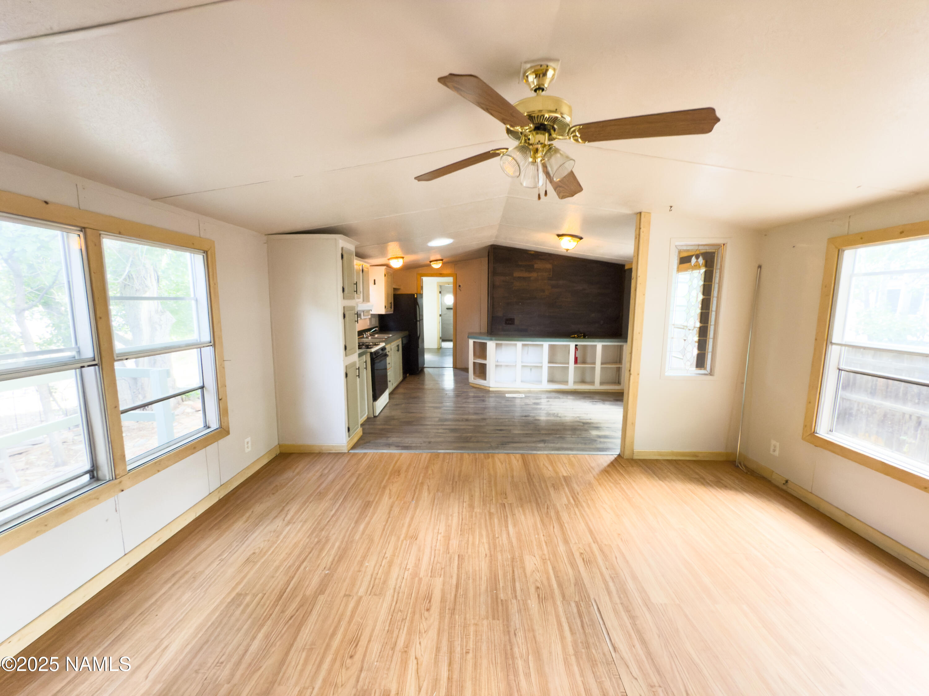 1450 W Kaibab Lane 11