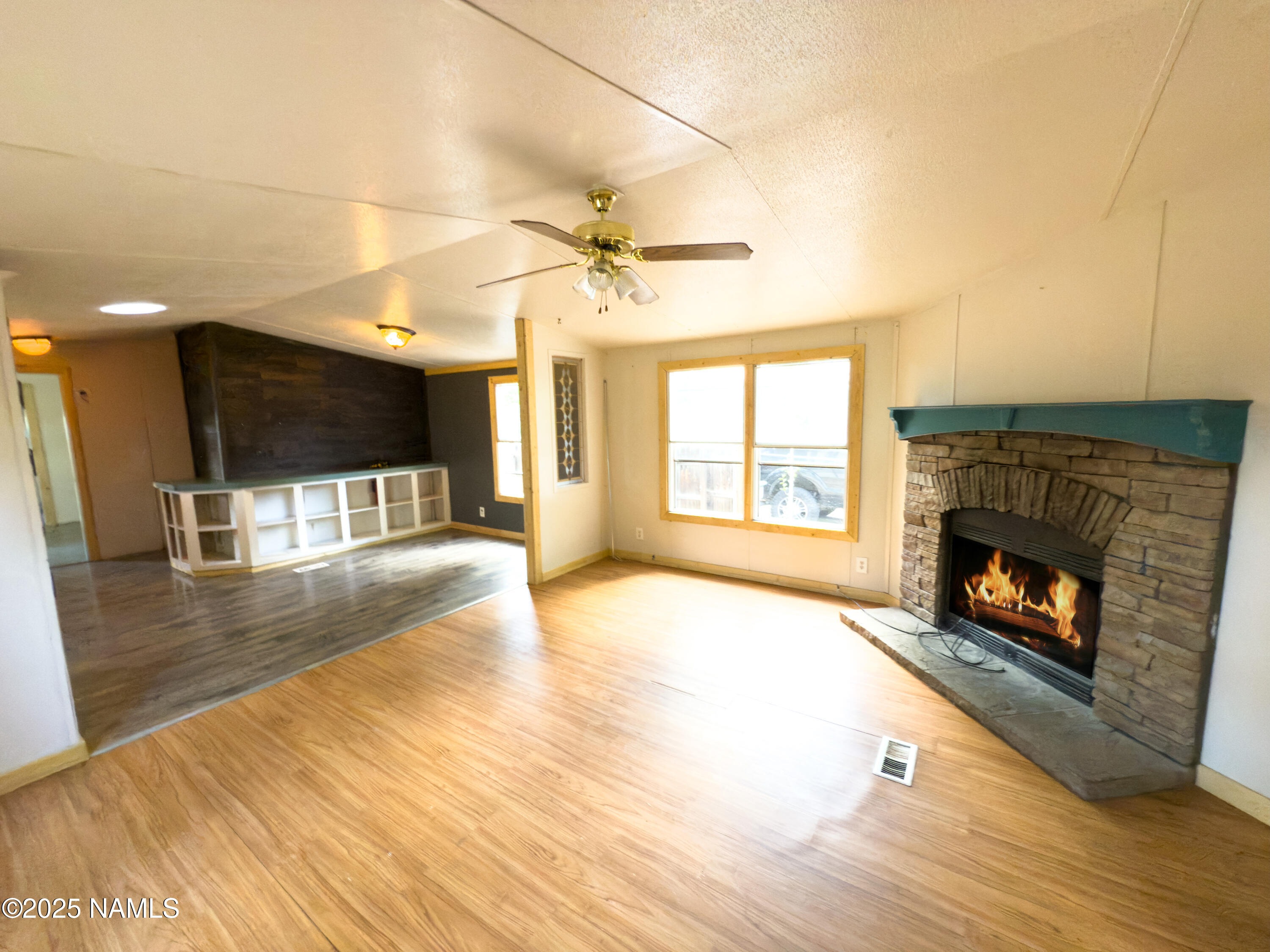 1450 W Kaibab Lane 11