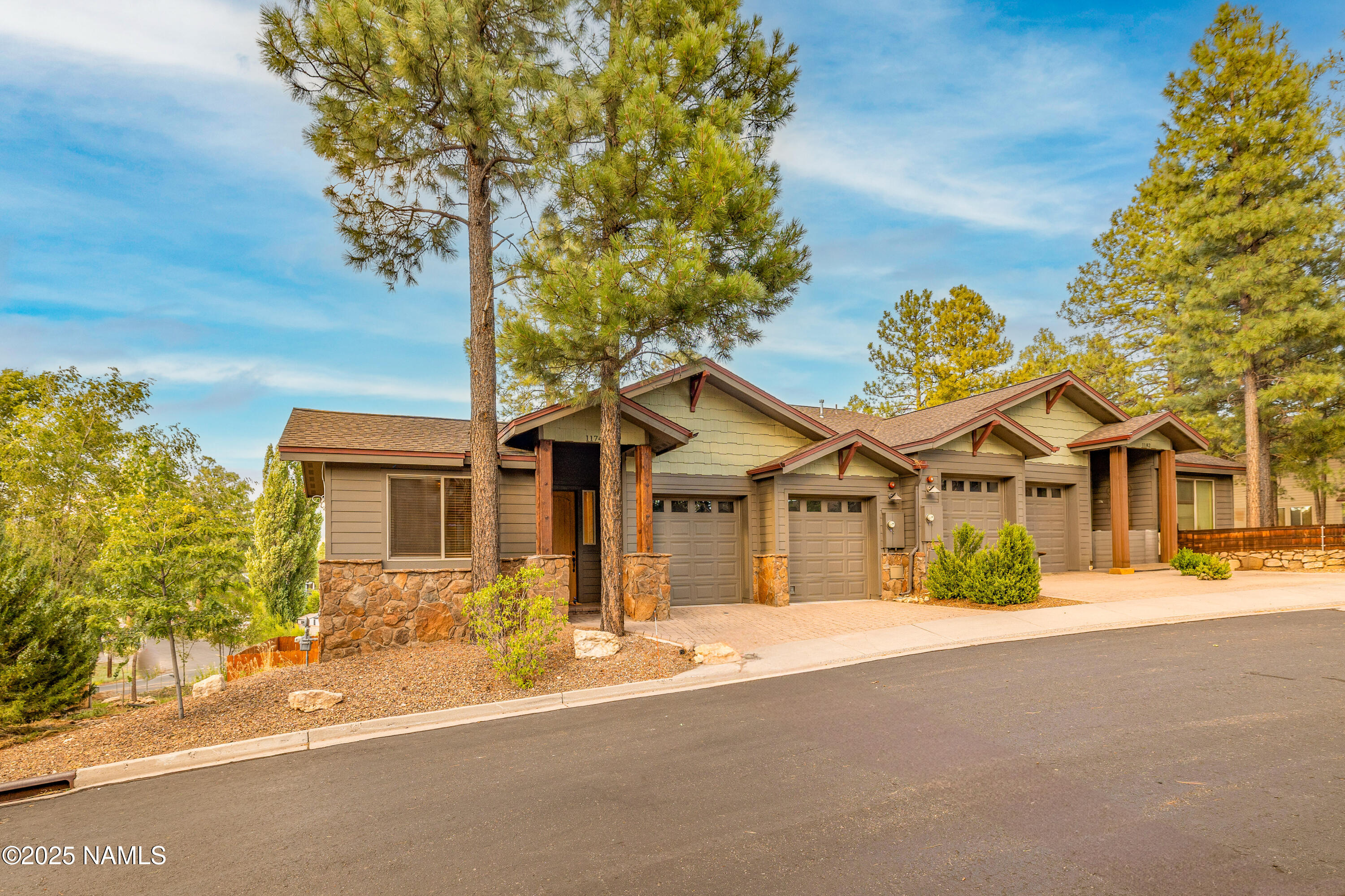 1174 E Dogwood Lane