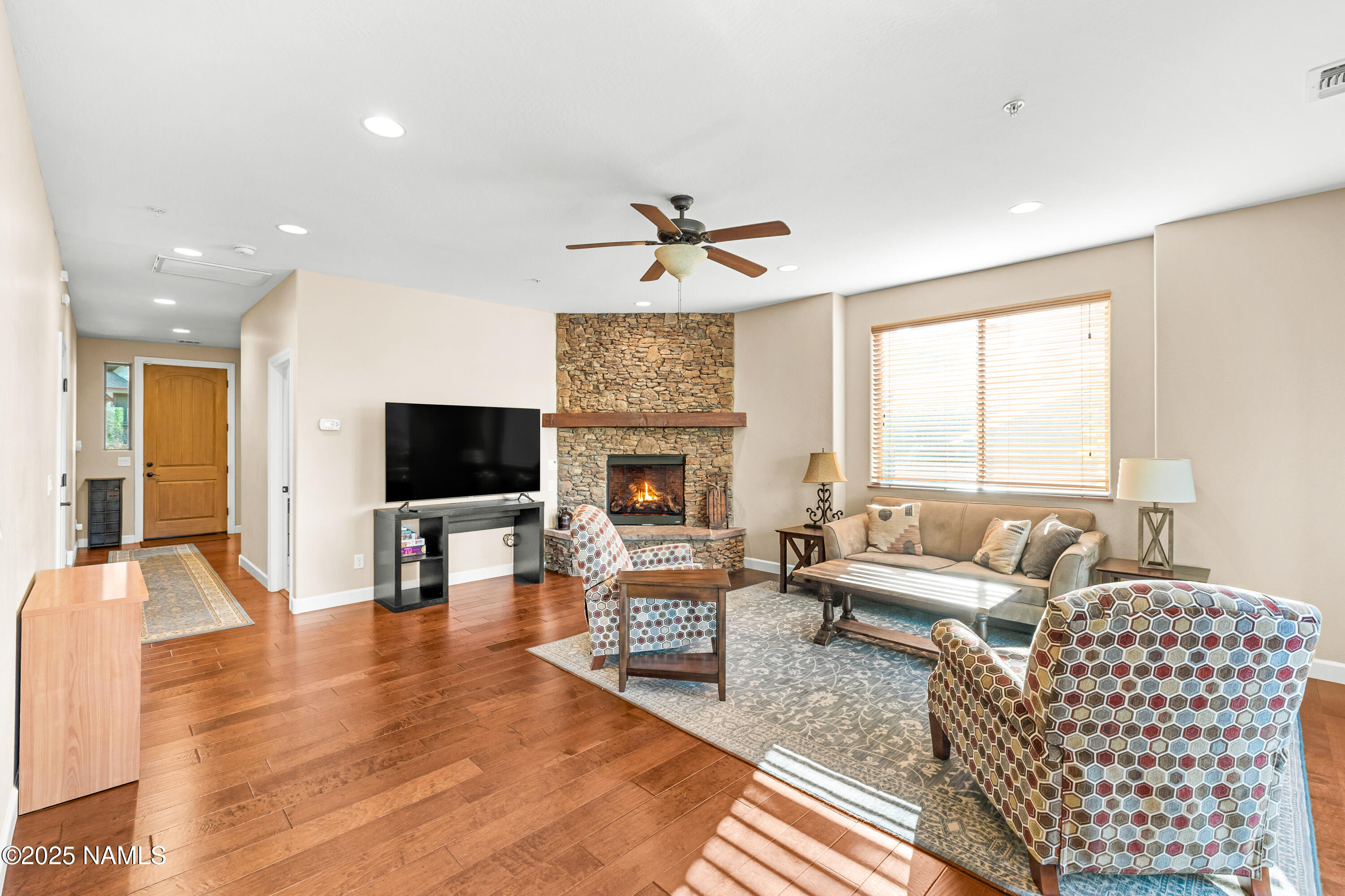 1174 E Dogwood Lane