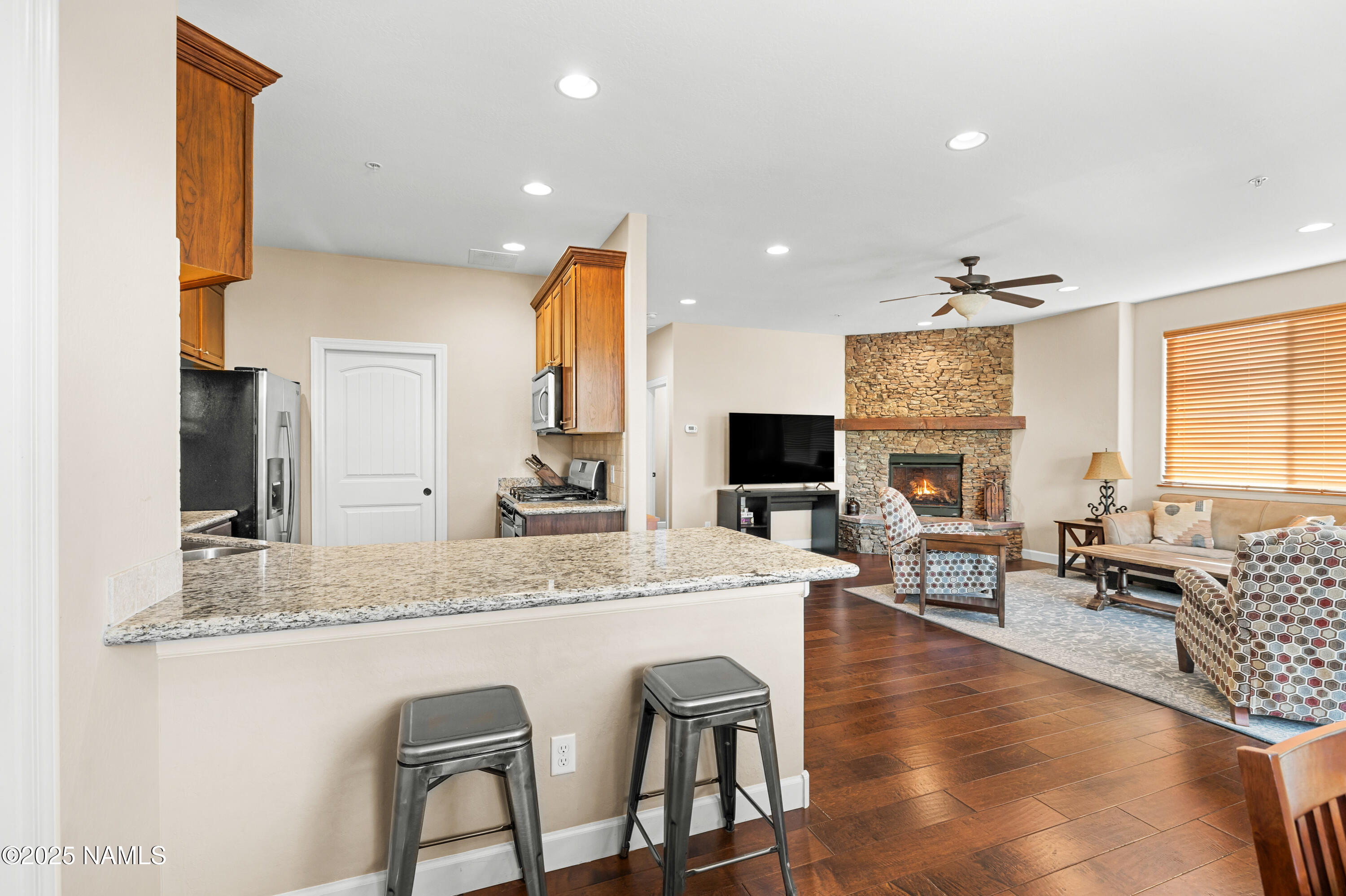 1174 E Dogwood Lane