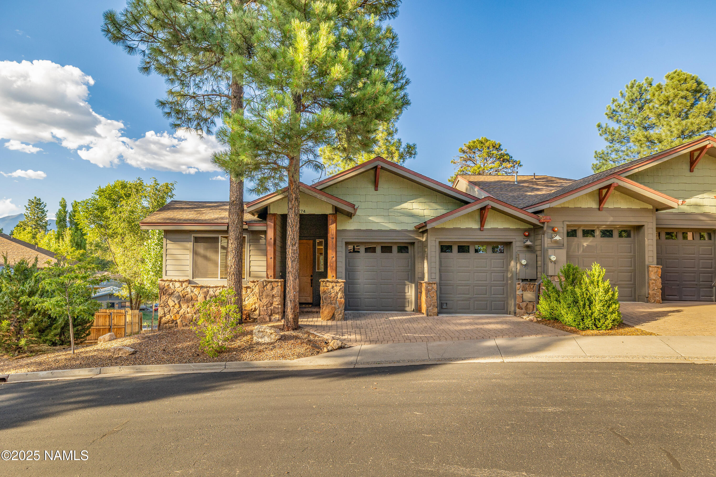 1174 E Dogwood Lane