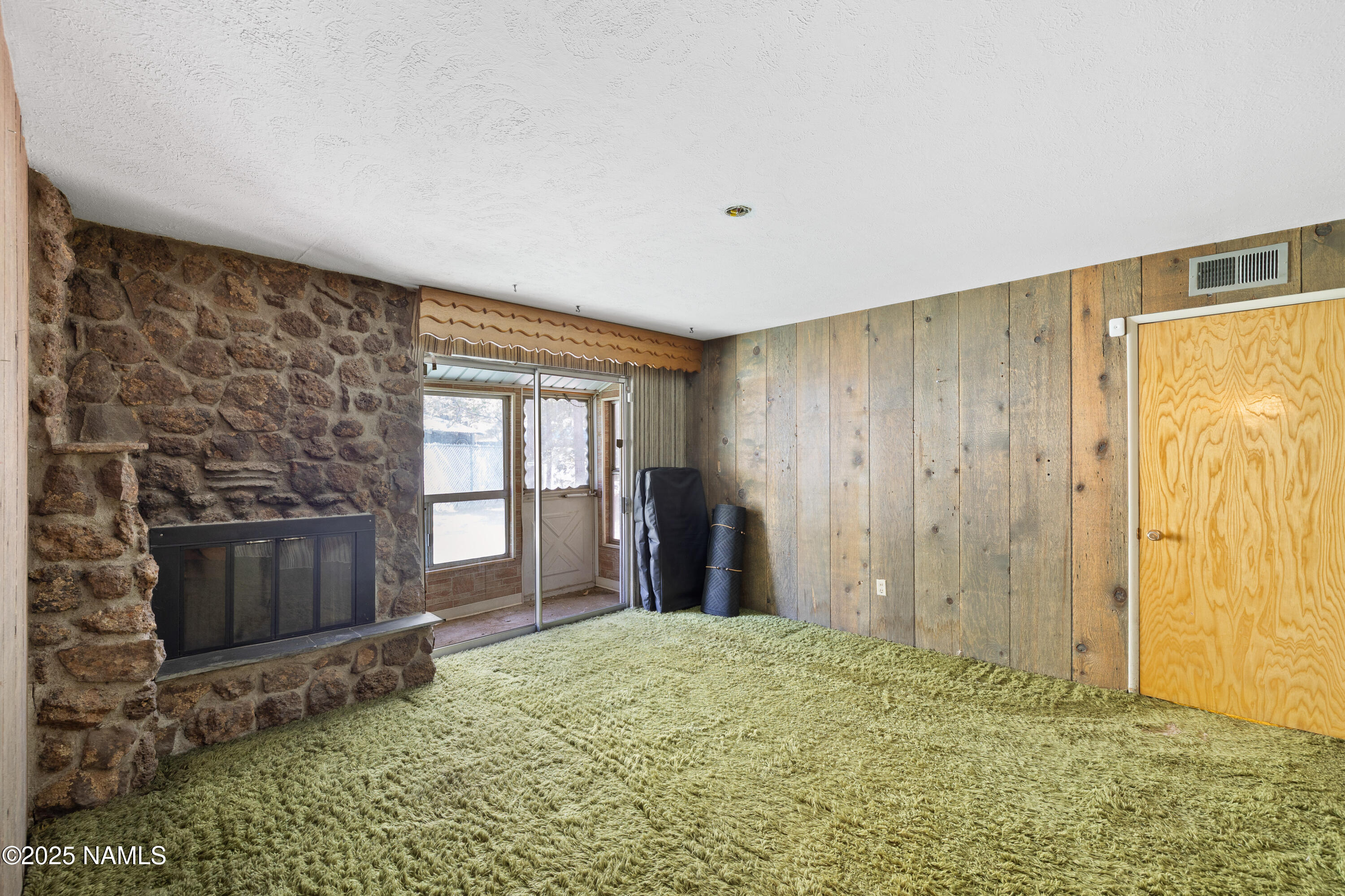 802 W Anderson Road