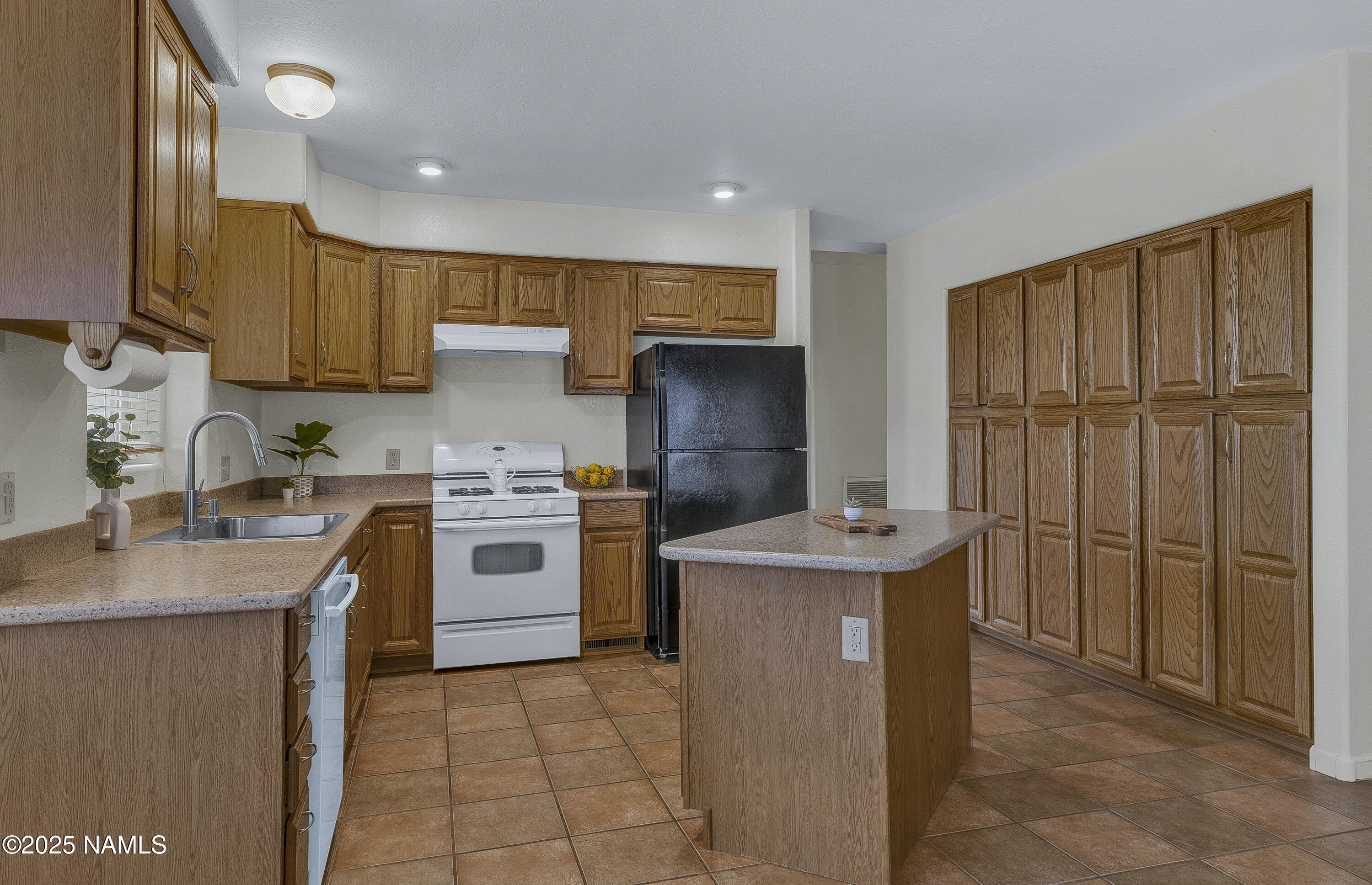 431 Jolly Road