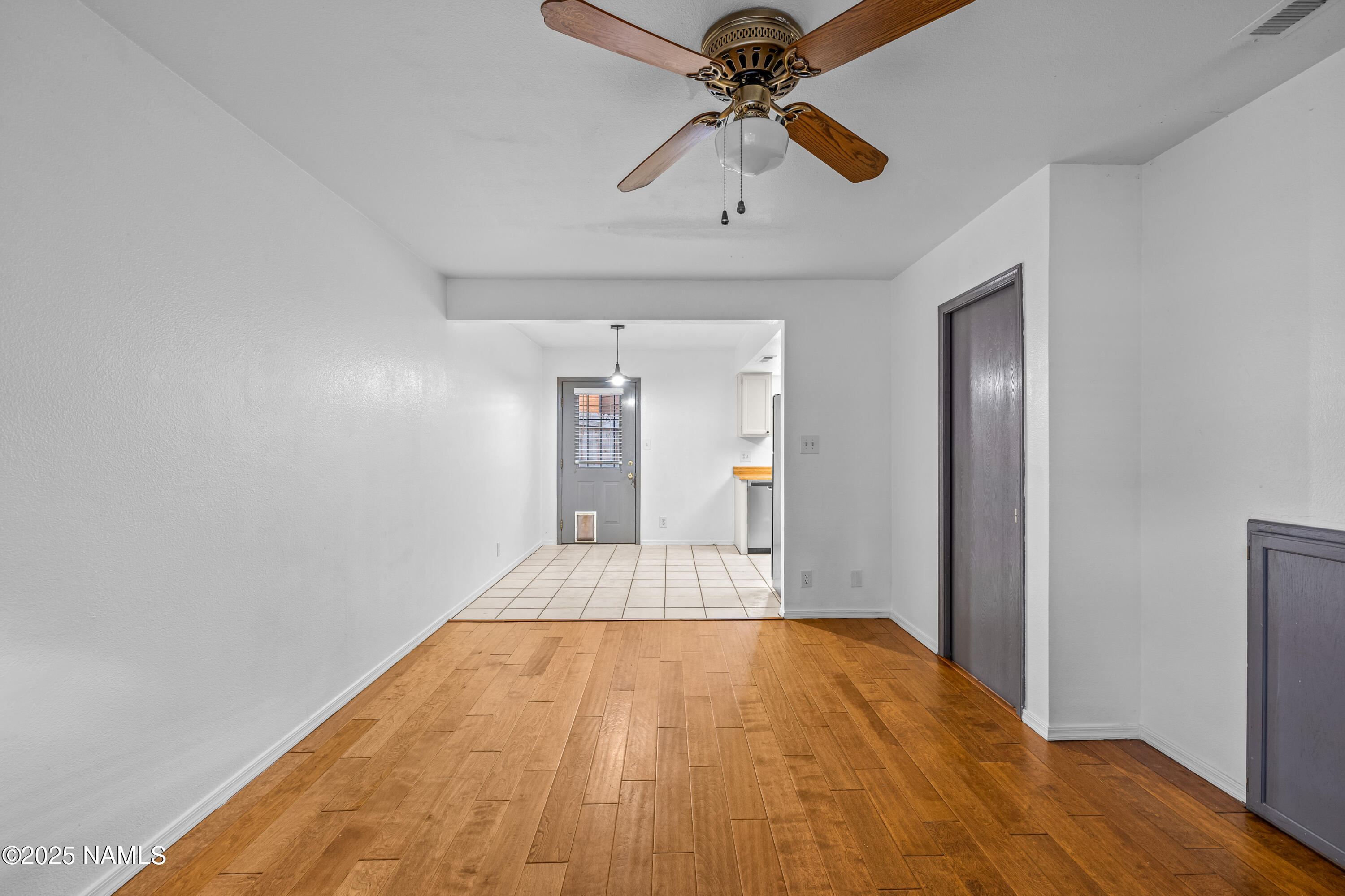 501 W Santa Fe Avenue, 24