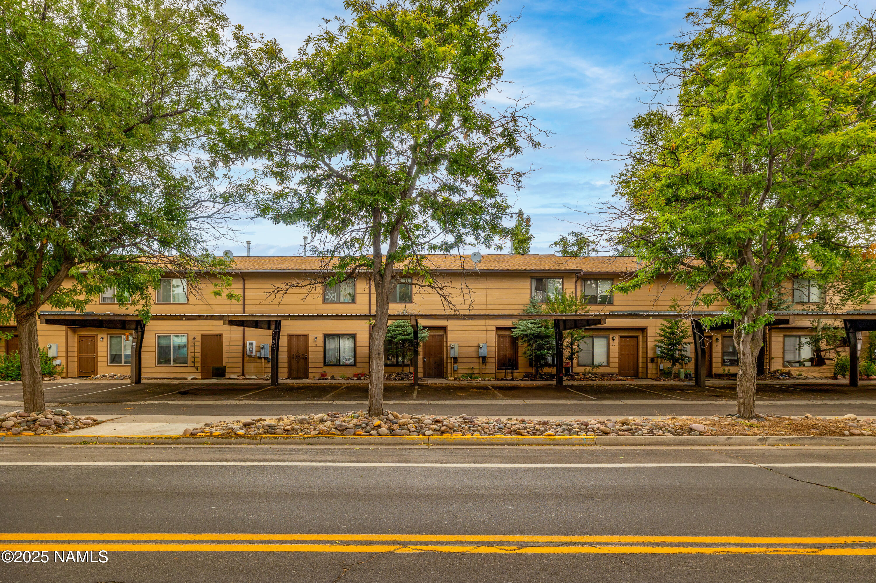 501 W Santa Fe Avenue, 24