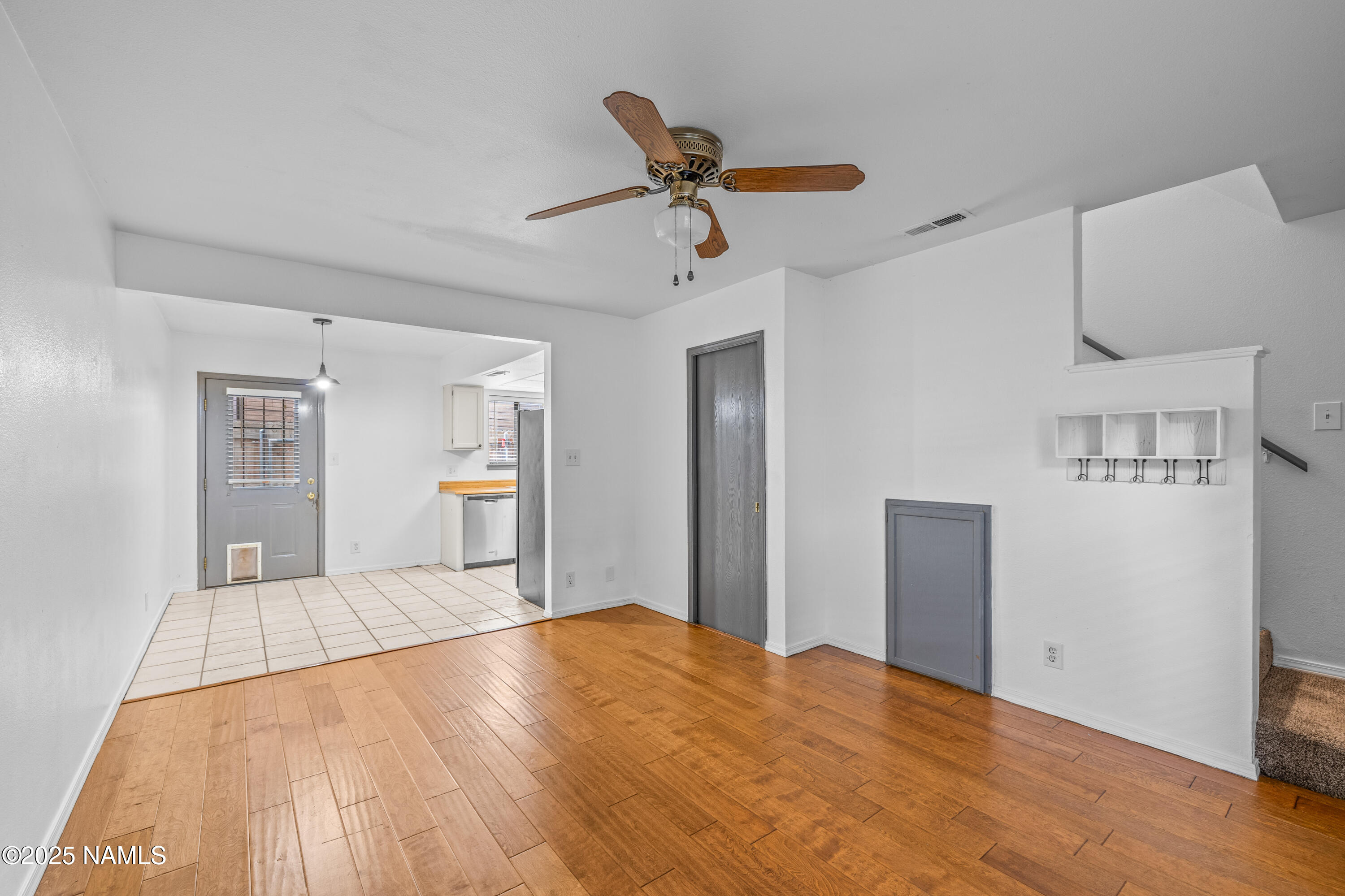 501 W Santa Fe Avenue, 24