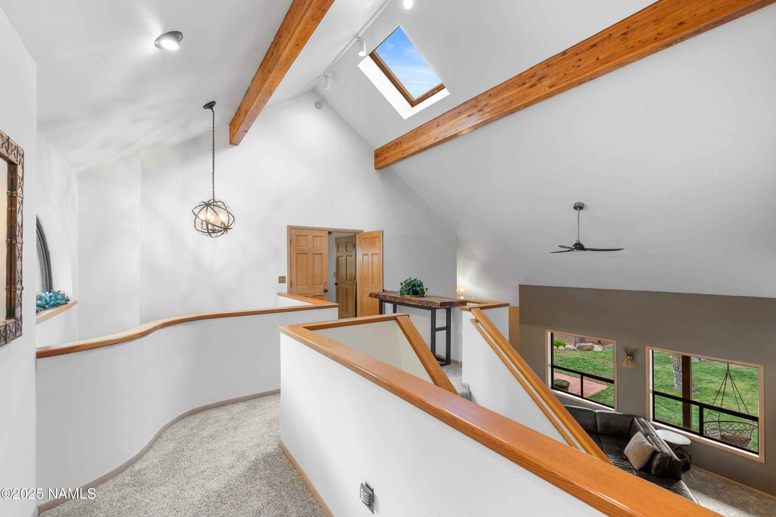 3831 Woodridge Way