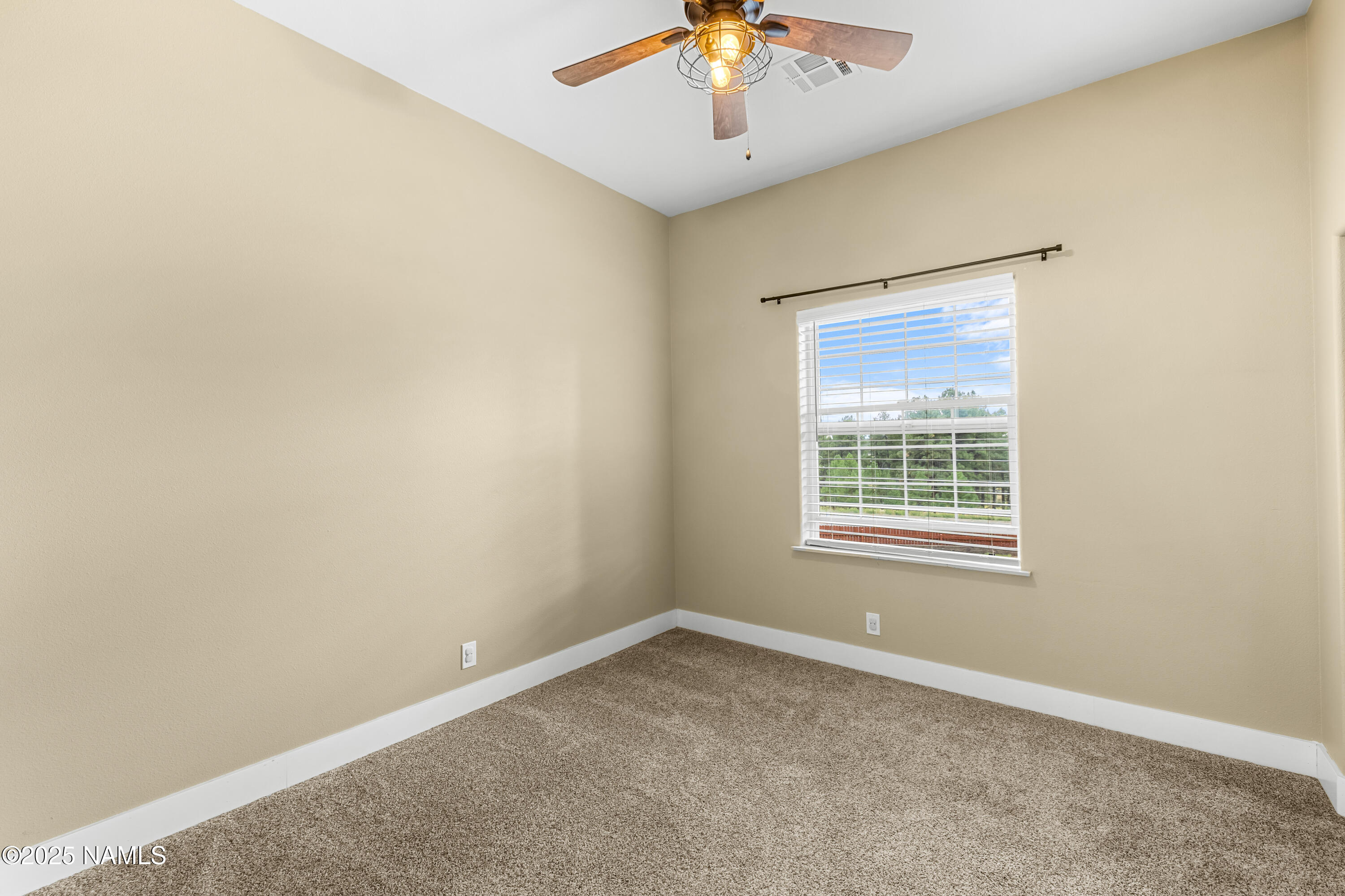 2599 S Cliffview