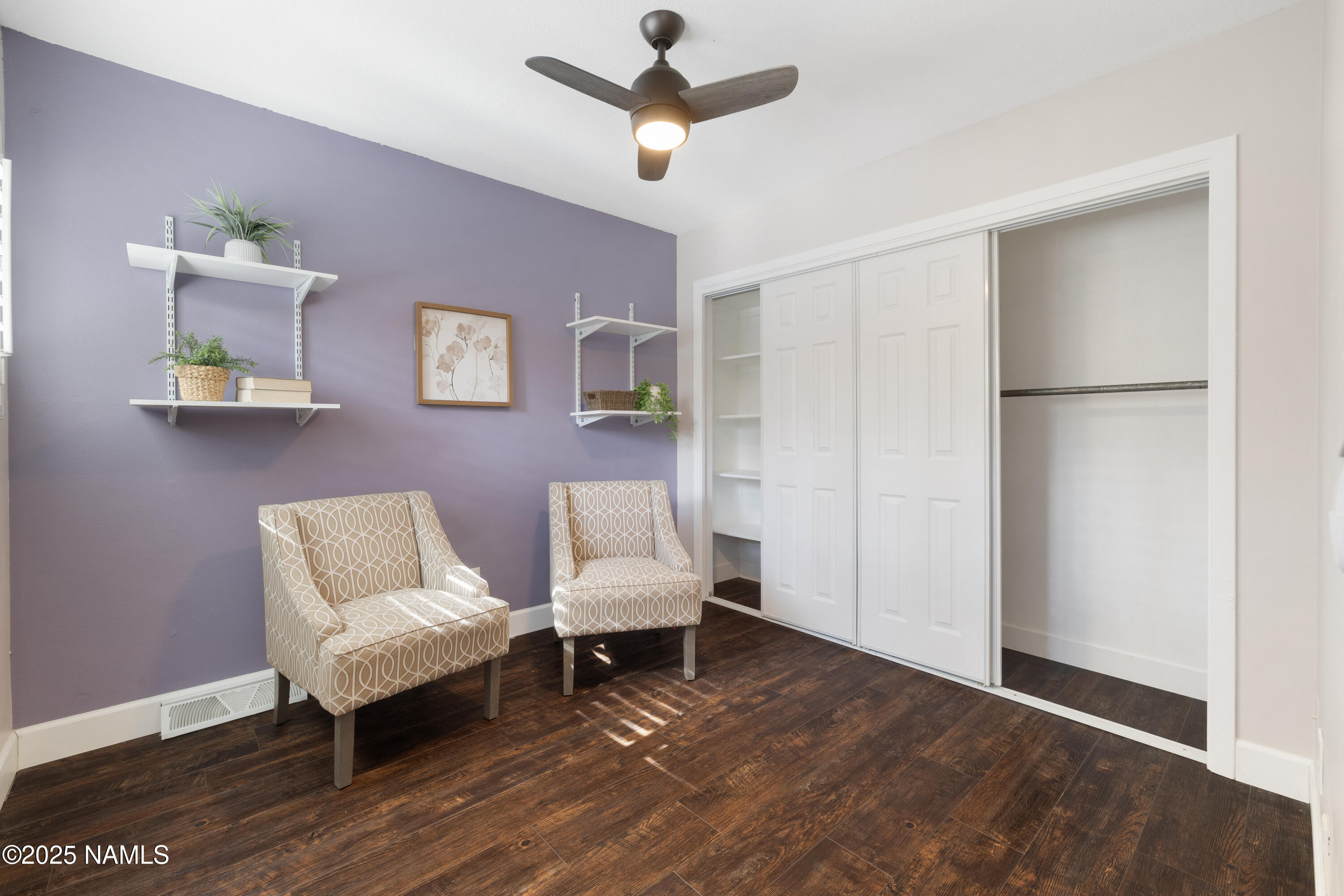 1132 W Ardrey Circle