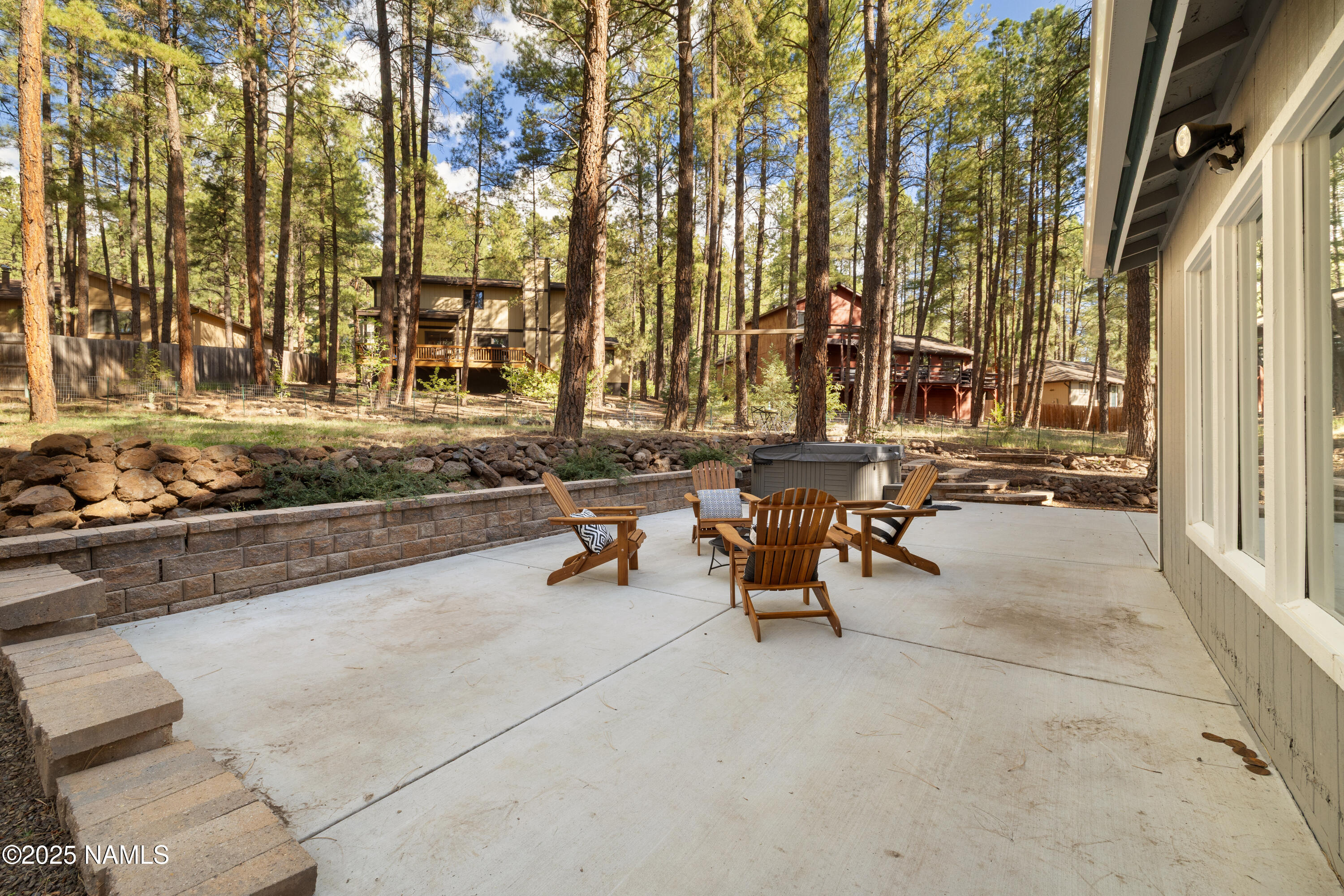 1132 W Ardrey Circle